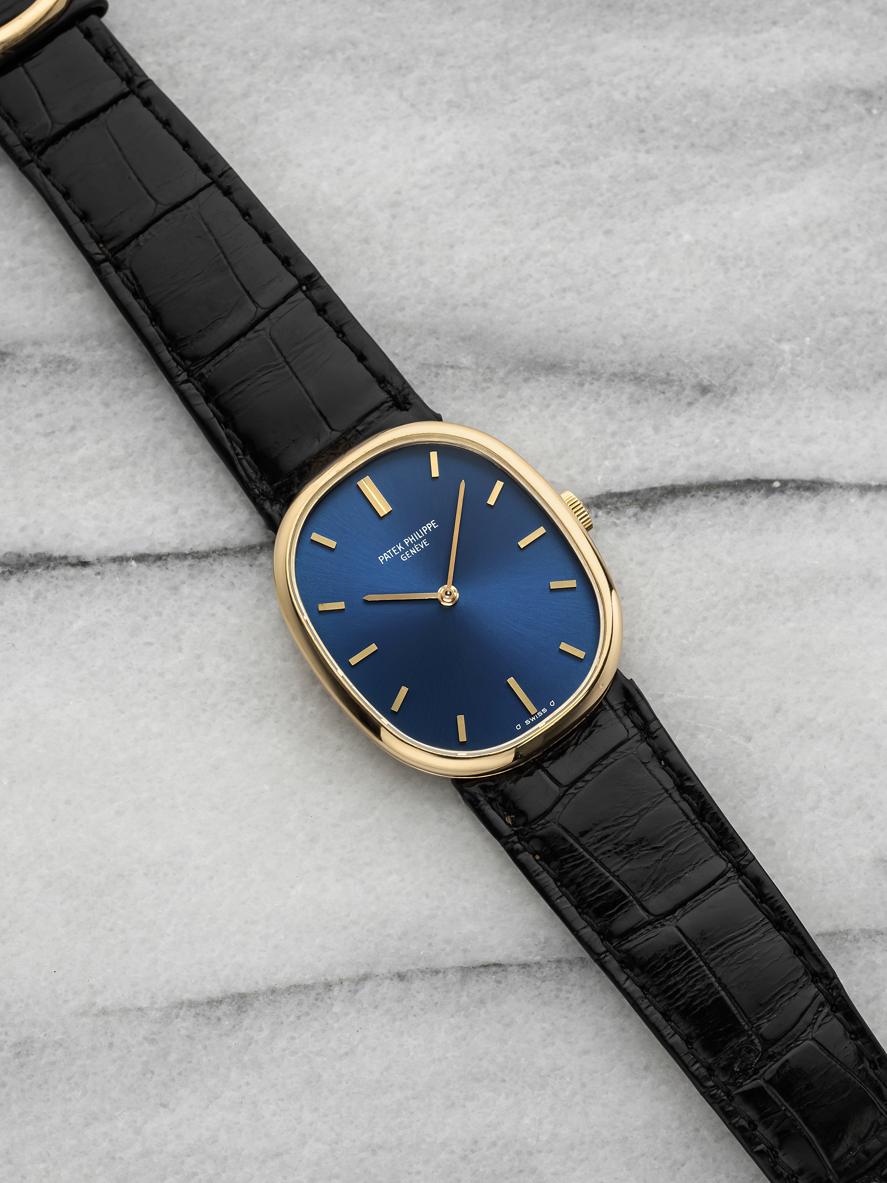 Vintage 1980s Patek Philippe Ellipse 3788 YG Blue Sunburst Dial Quartz 27mm