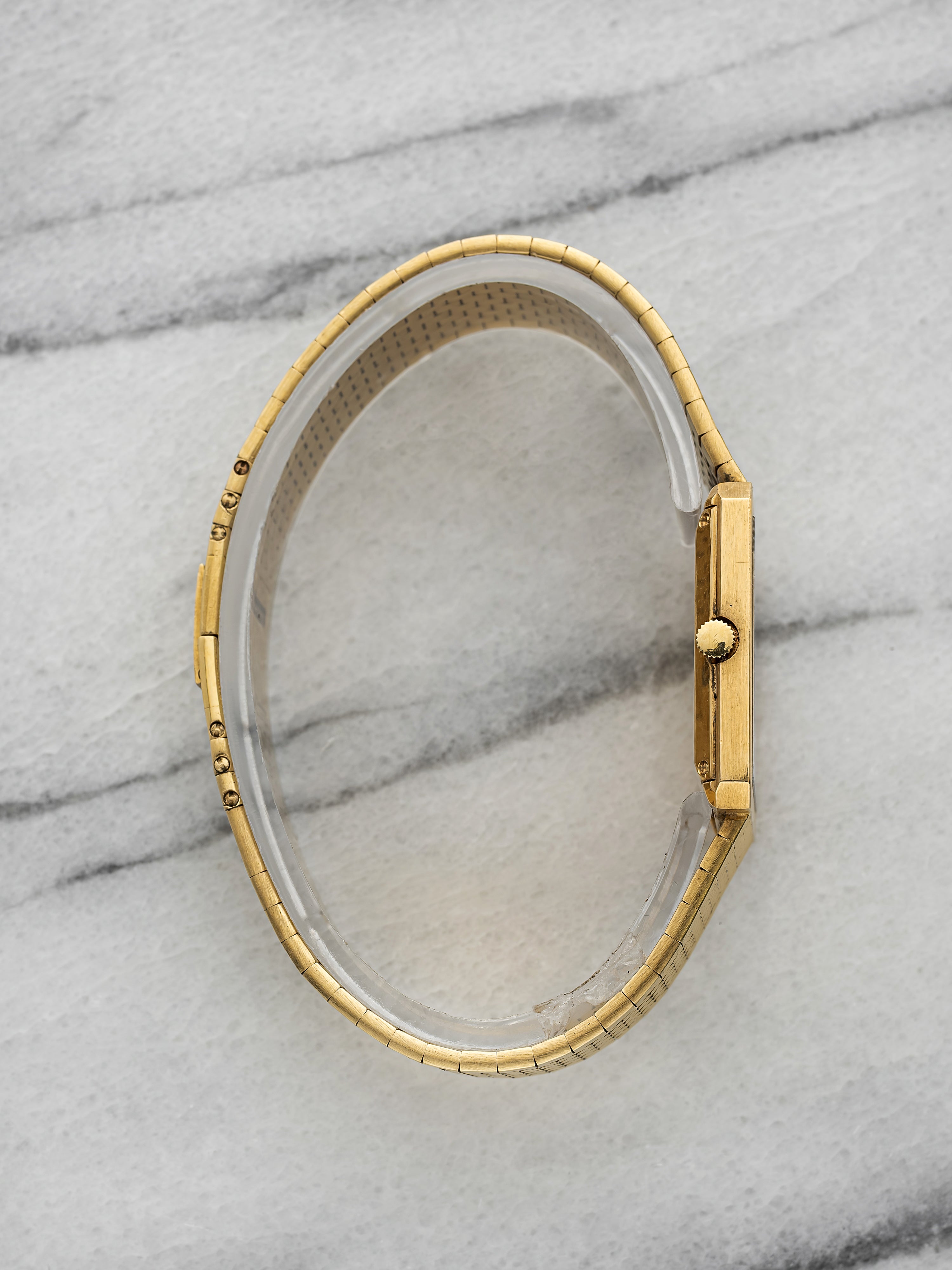 Piaget Protocole 91541 C8 - 18K Yellow Gold, Onyx and Diamond Dial