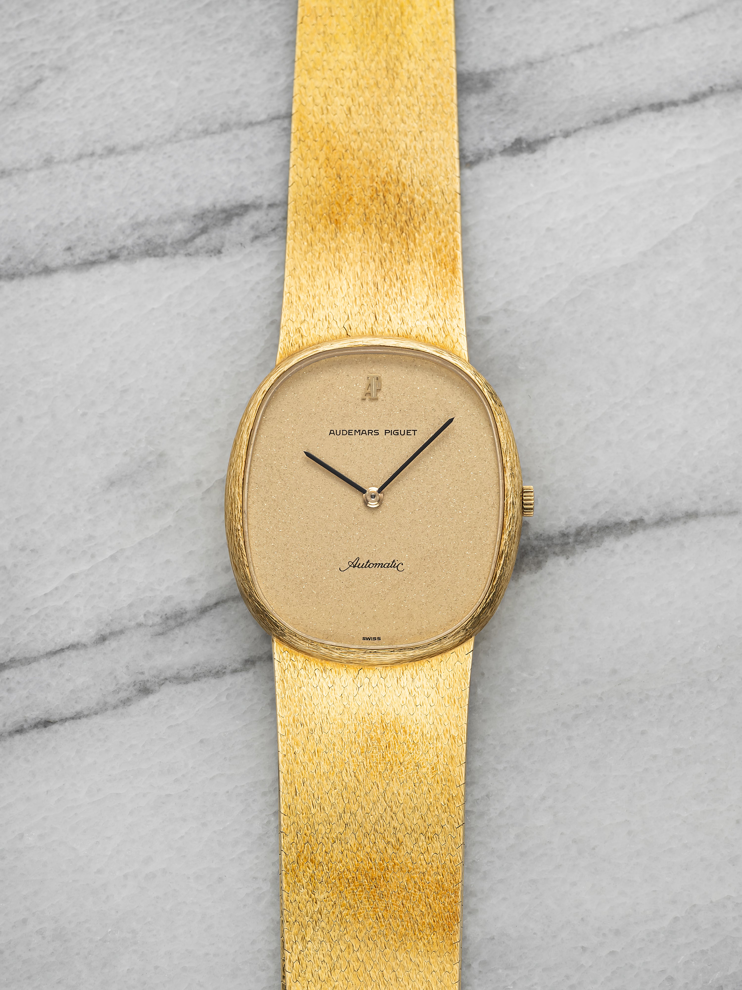 Audemars Piguet Ellipse - 18K Yellow Gold, Champagne Glitter Dial