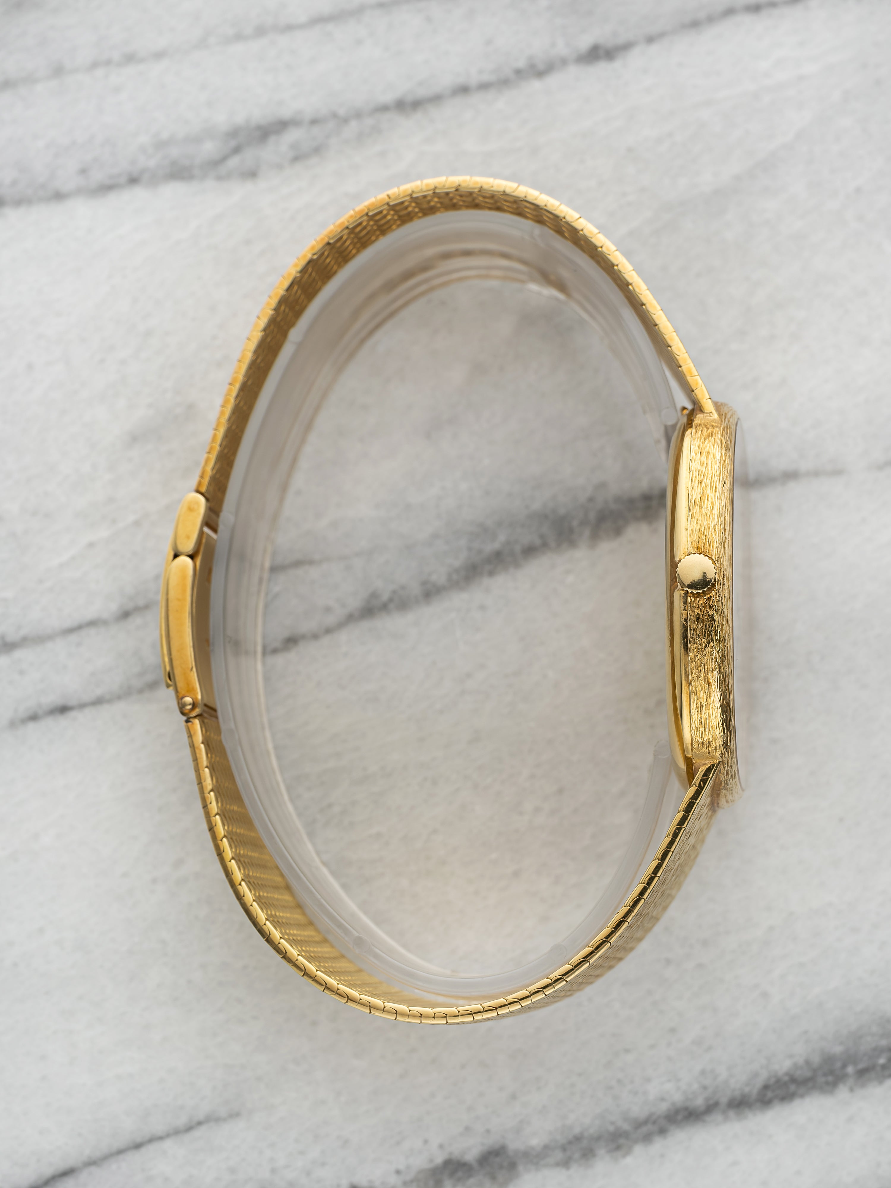 Audemars Piguet Ellipse - 18K Yellow Gold, Champagne Glitter Dial