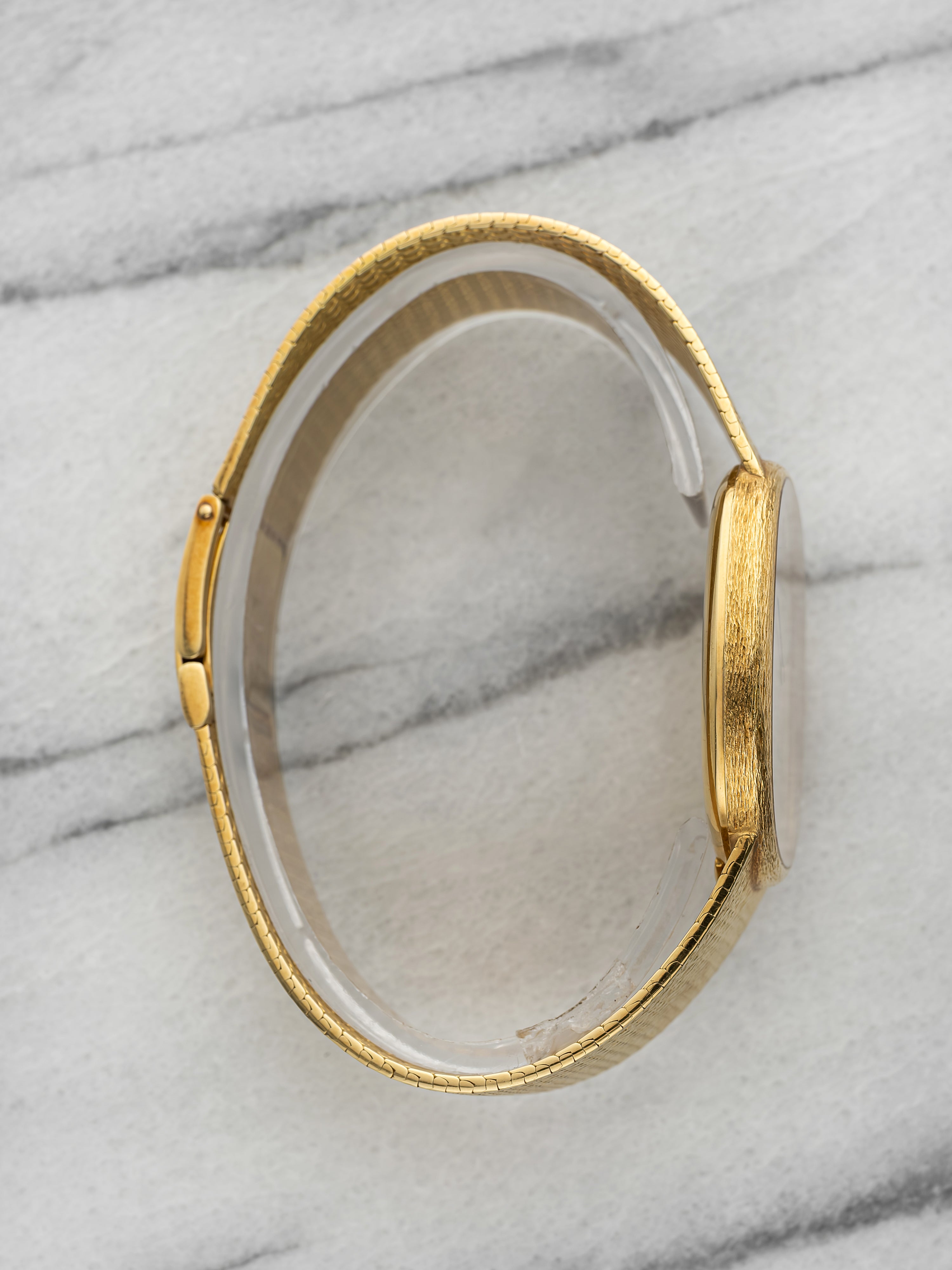Audemars Piguet Ellipse - 18K Yellow Gold, Champagne Glitter Dial