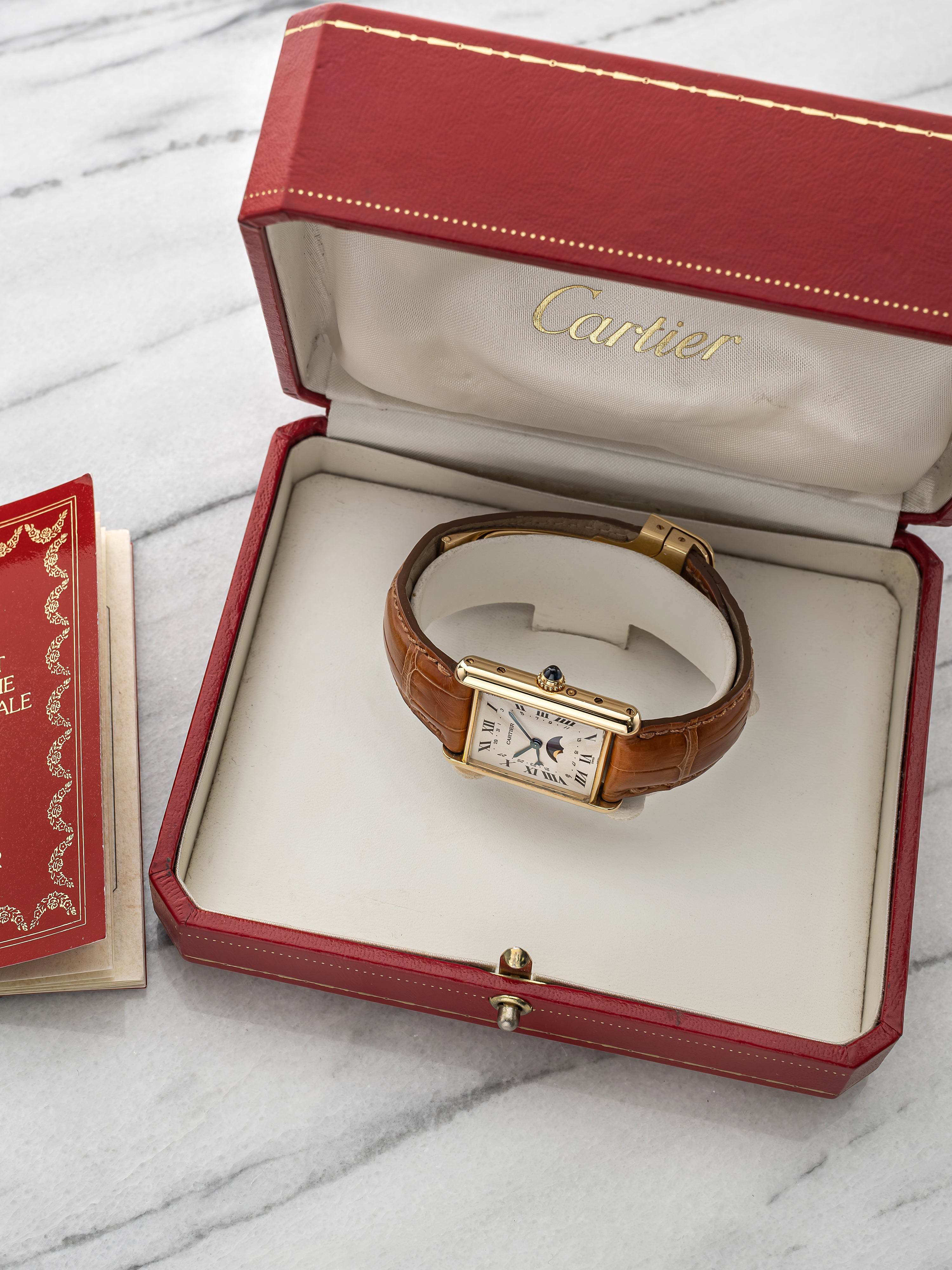 Cartier Tank Quartz Moonphase 8190 - 18K Yellow Gold