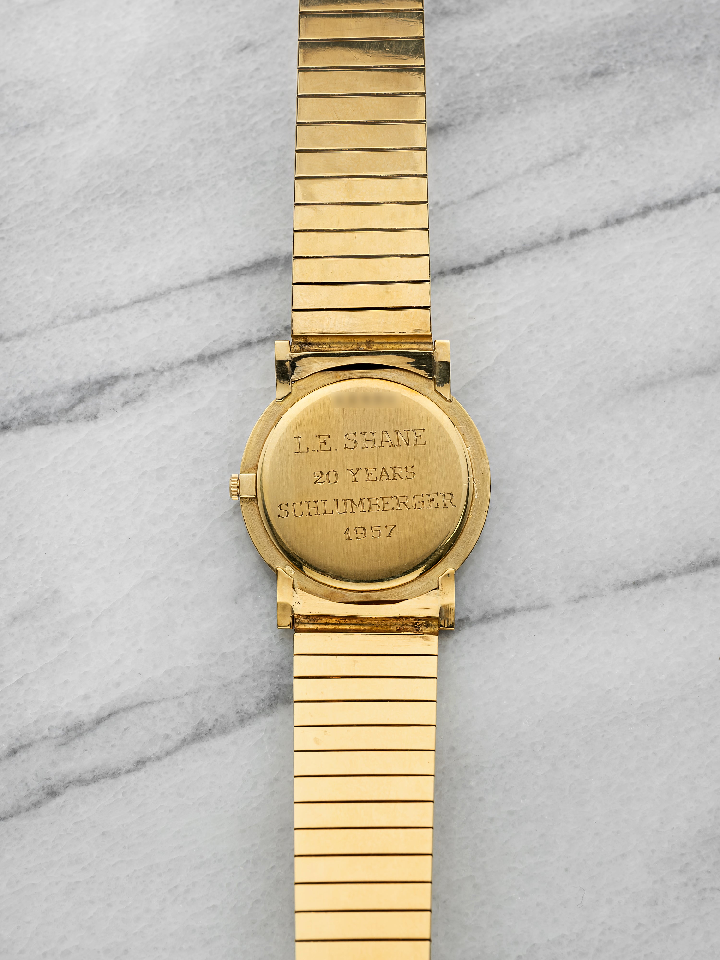 Audemars Piguet Ultra Thin 5043 - 18K Yellow Gold, White Dial