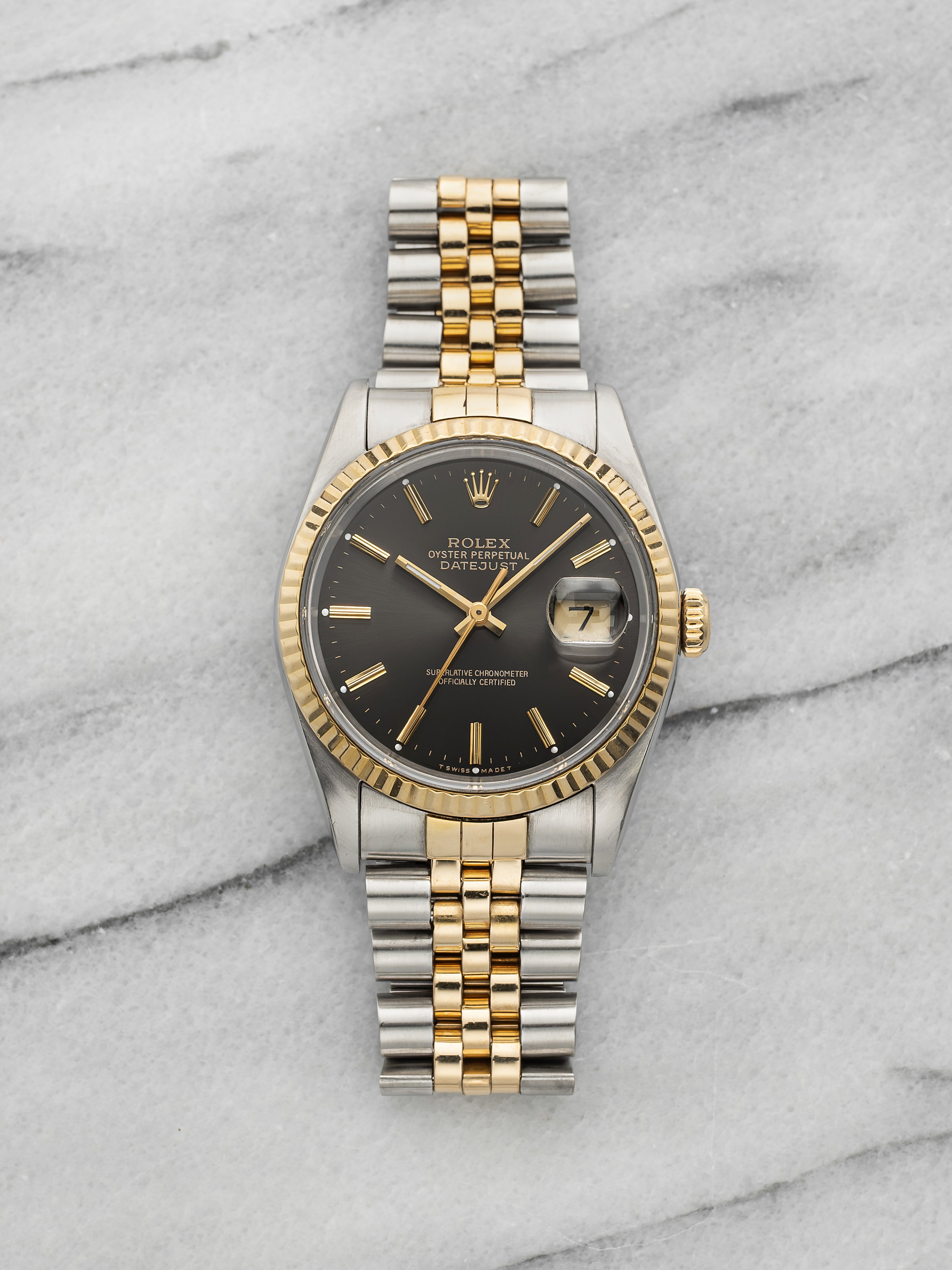 Vintage 1991 Rolex Datejust 16233 Two-Tone Black Sunburst Dial Auto 36mm