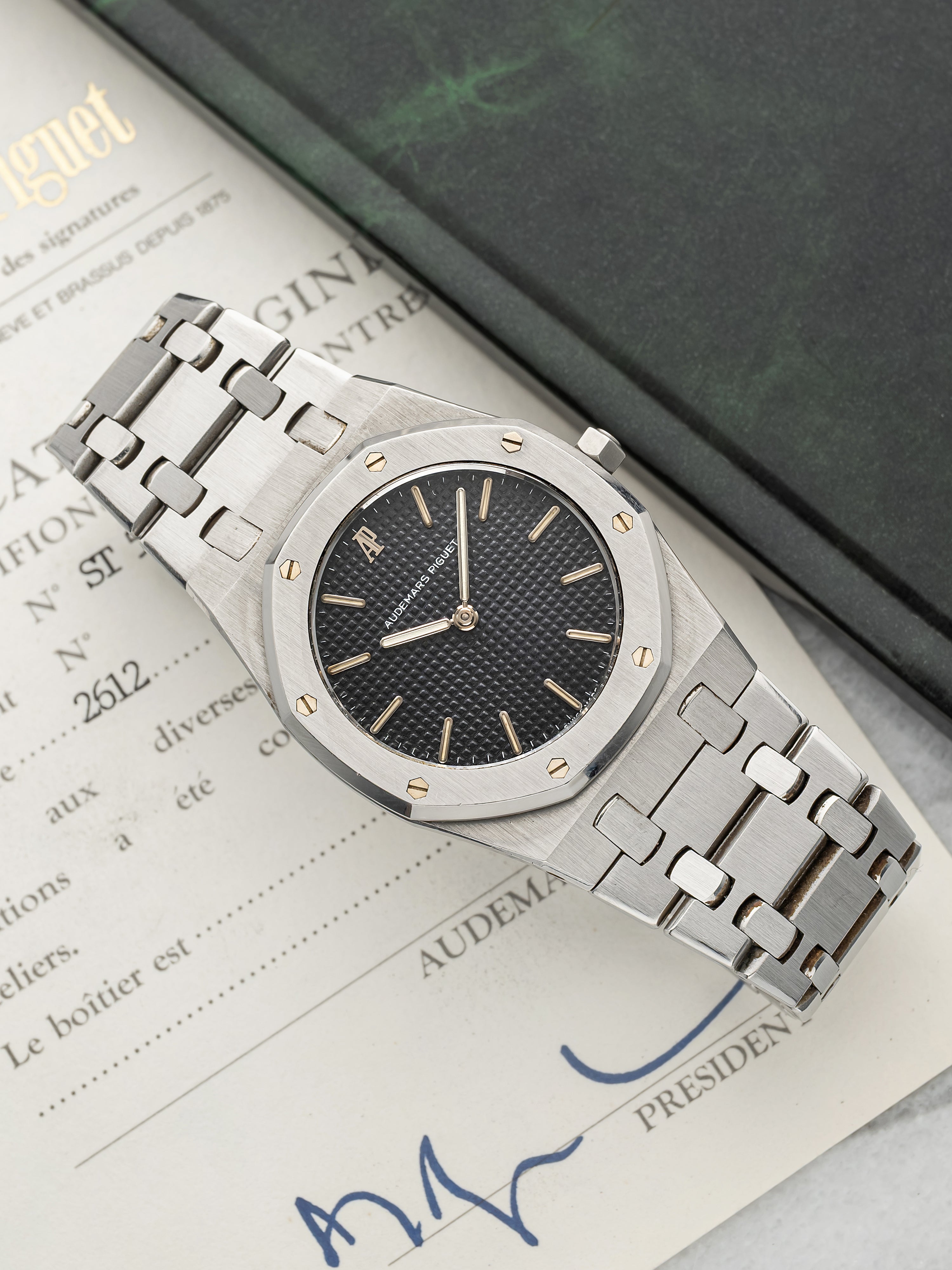 Vintage 1980s Audemars Piguet Royal Oak 56303ST Steel Black Dial Quartz 33mm
