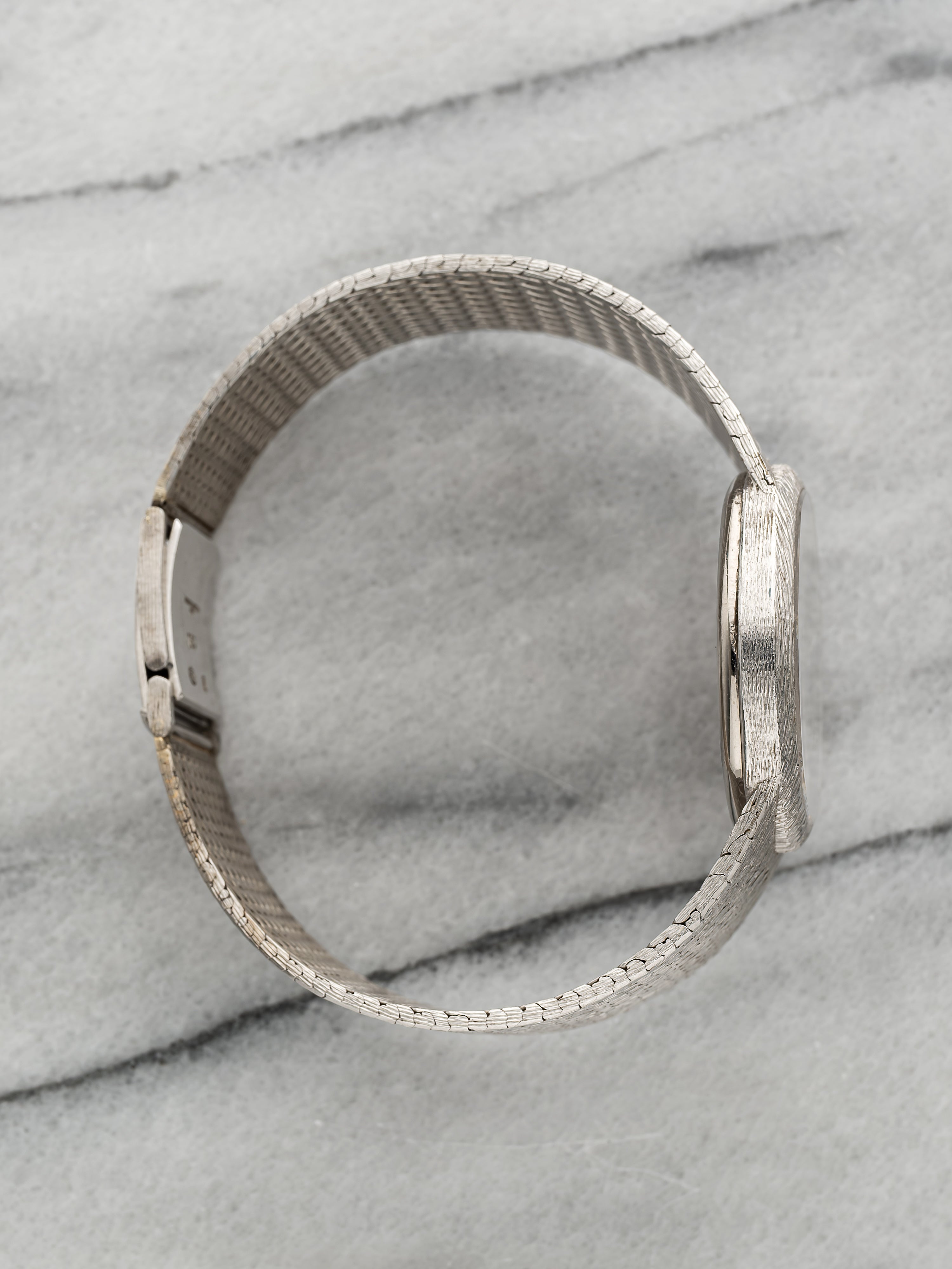 Audemars Piguet Automatic - Integrated White Gold Blue Sunburst Dial