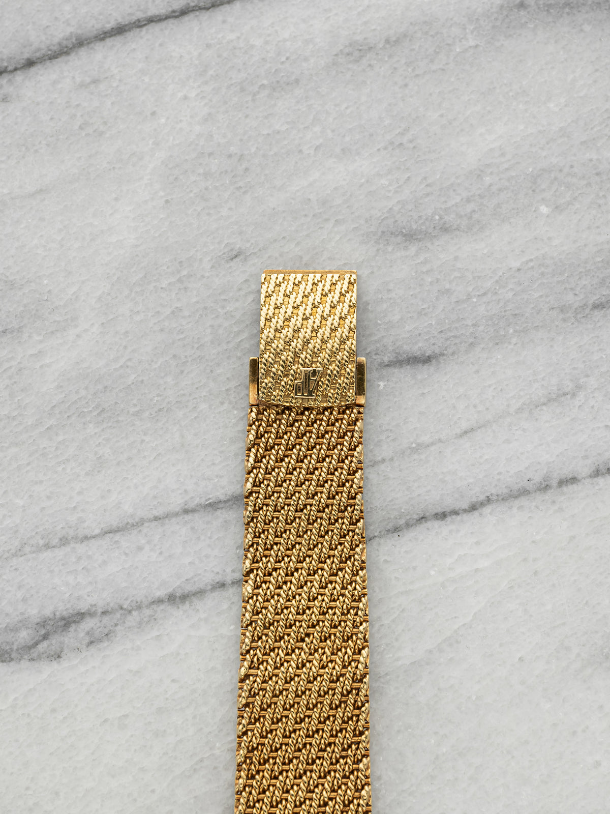 Vintage 1970s Audemars Piguet Cobra 18K YG Champagne Glitter Diamond Manual 28mm