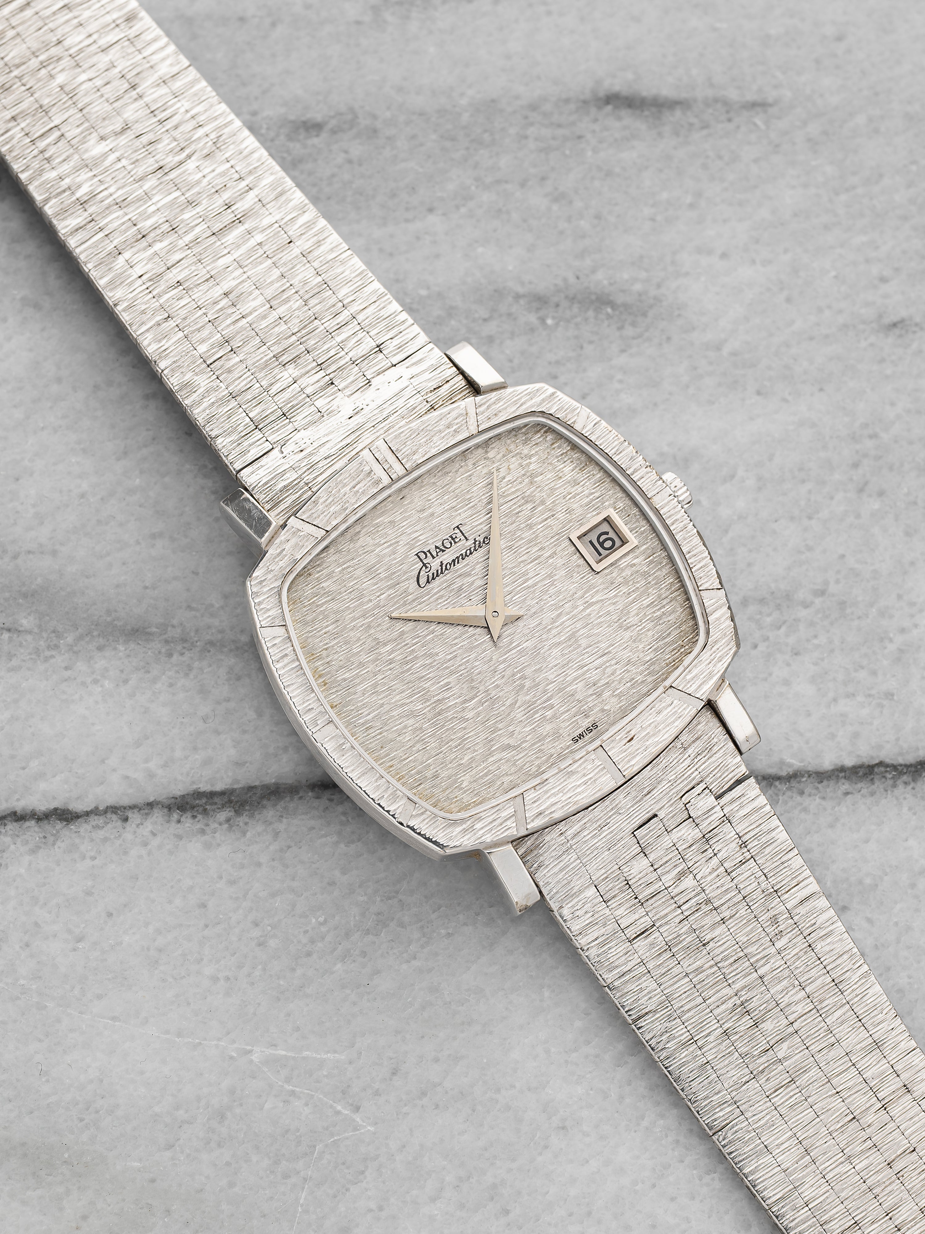 Piaget 13721 - Brushed Silver Dial