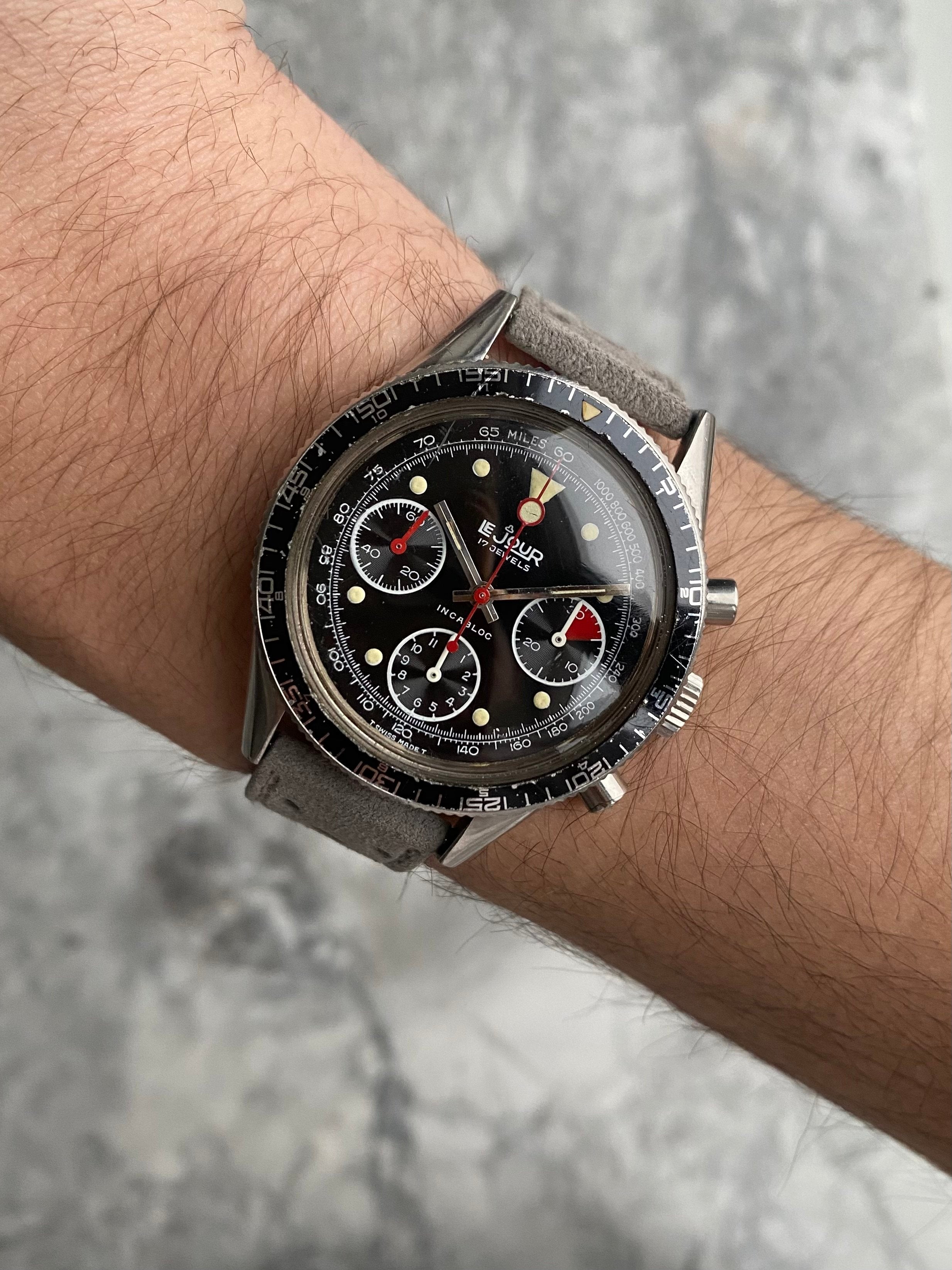 Le Jour Chronograph - Glossy Black