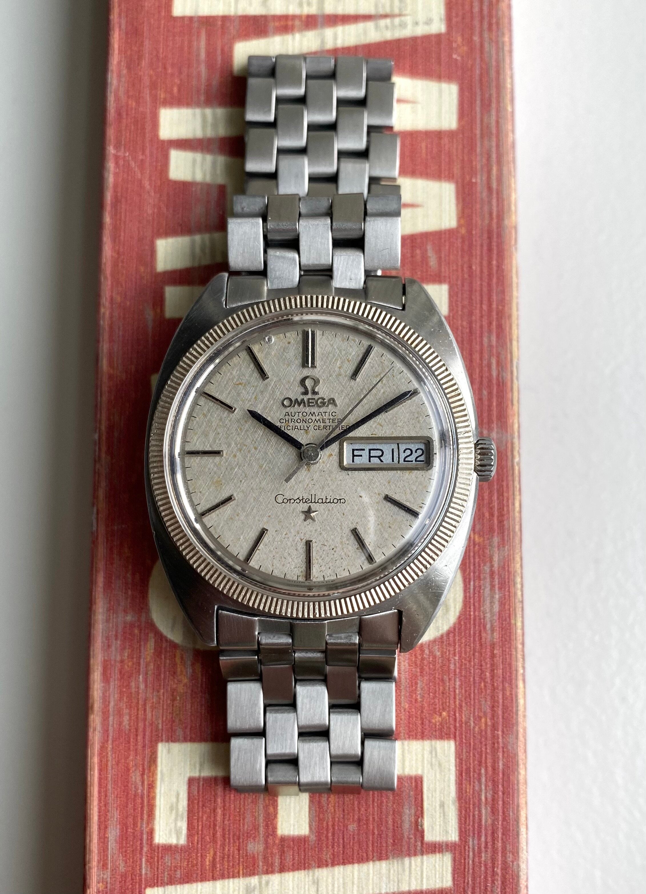 Omega Constellation Day-date — Linen Dial
