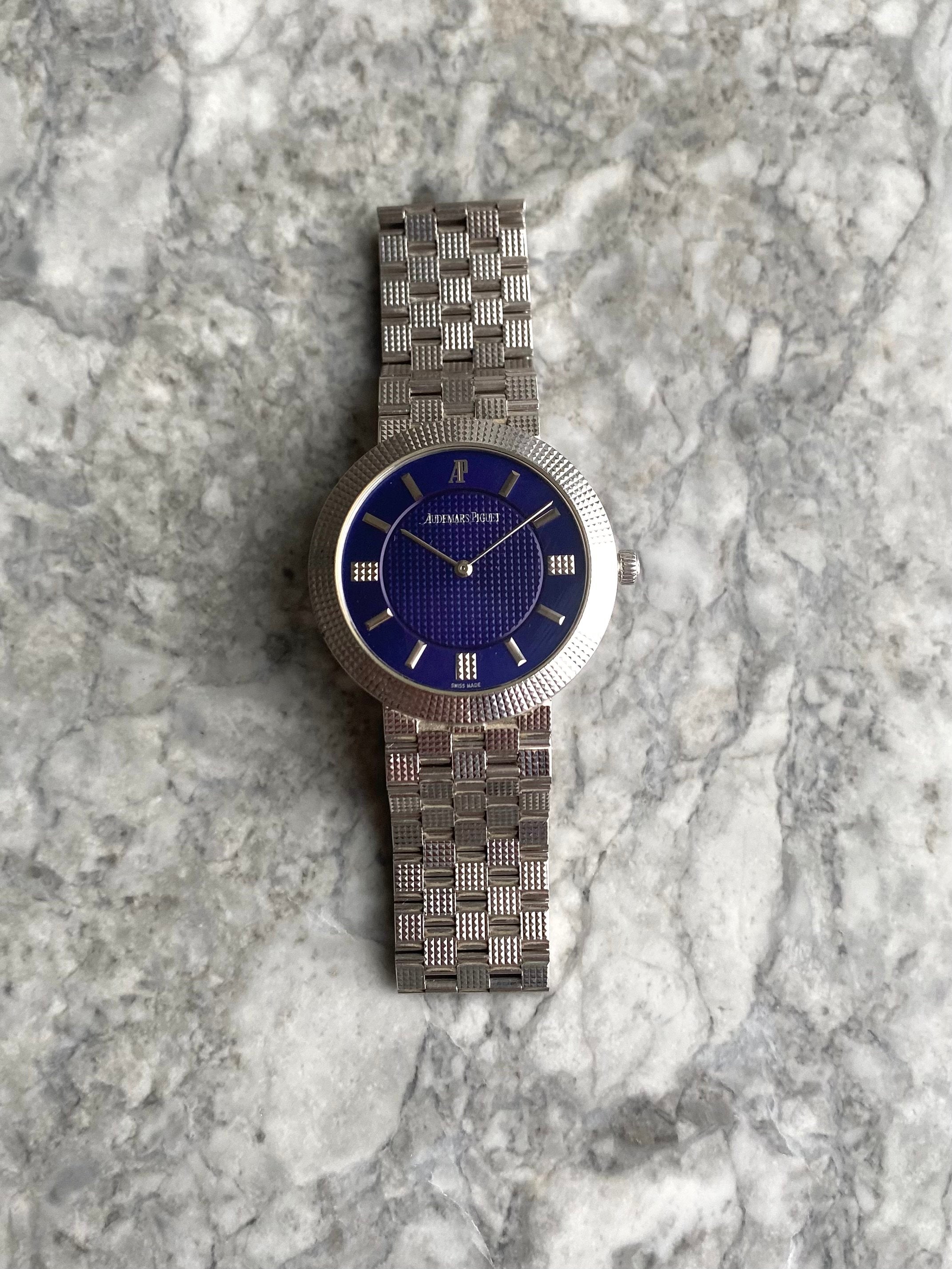 Audemars Piguet Hobnail - 18K White Gold