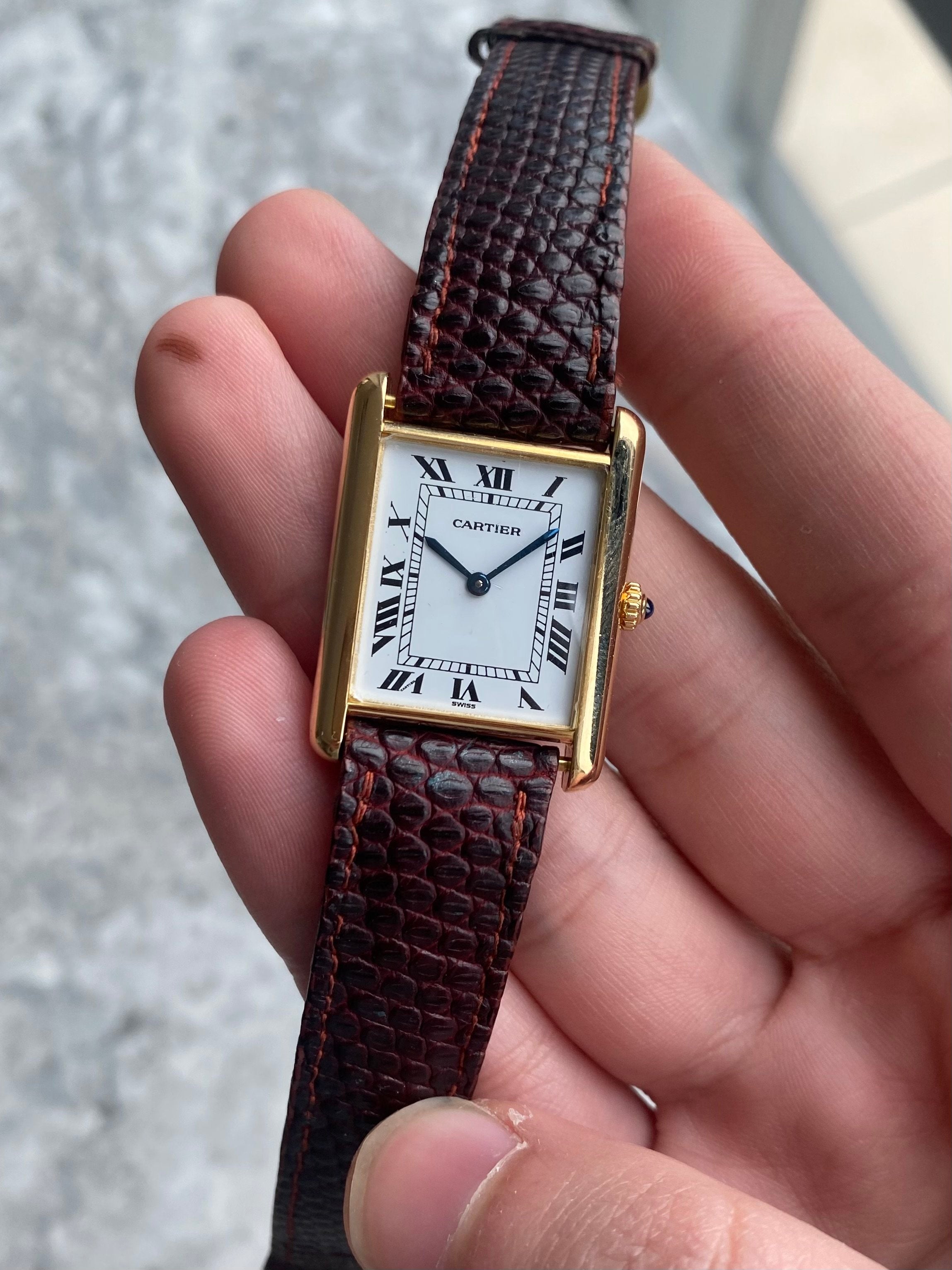 Cartier Tank Louis - 18K Yellow Gold