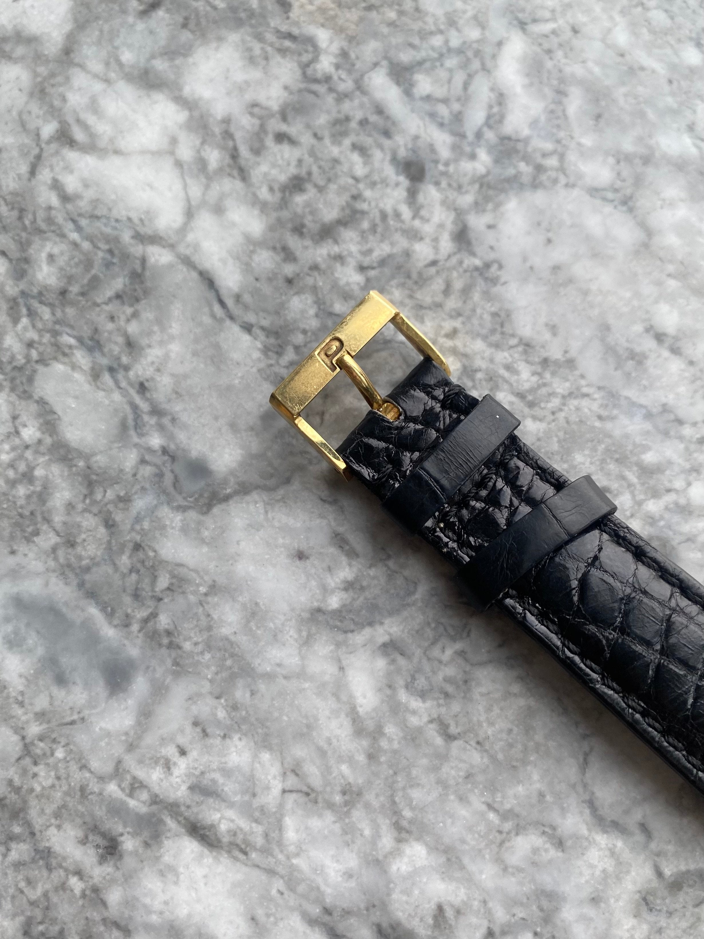 Piaget 91490 - 18K Yellow Gold.