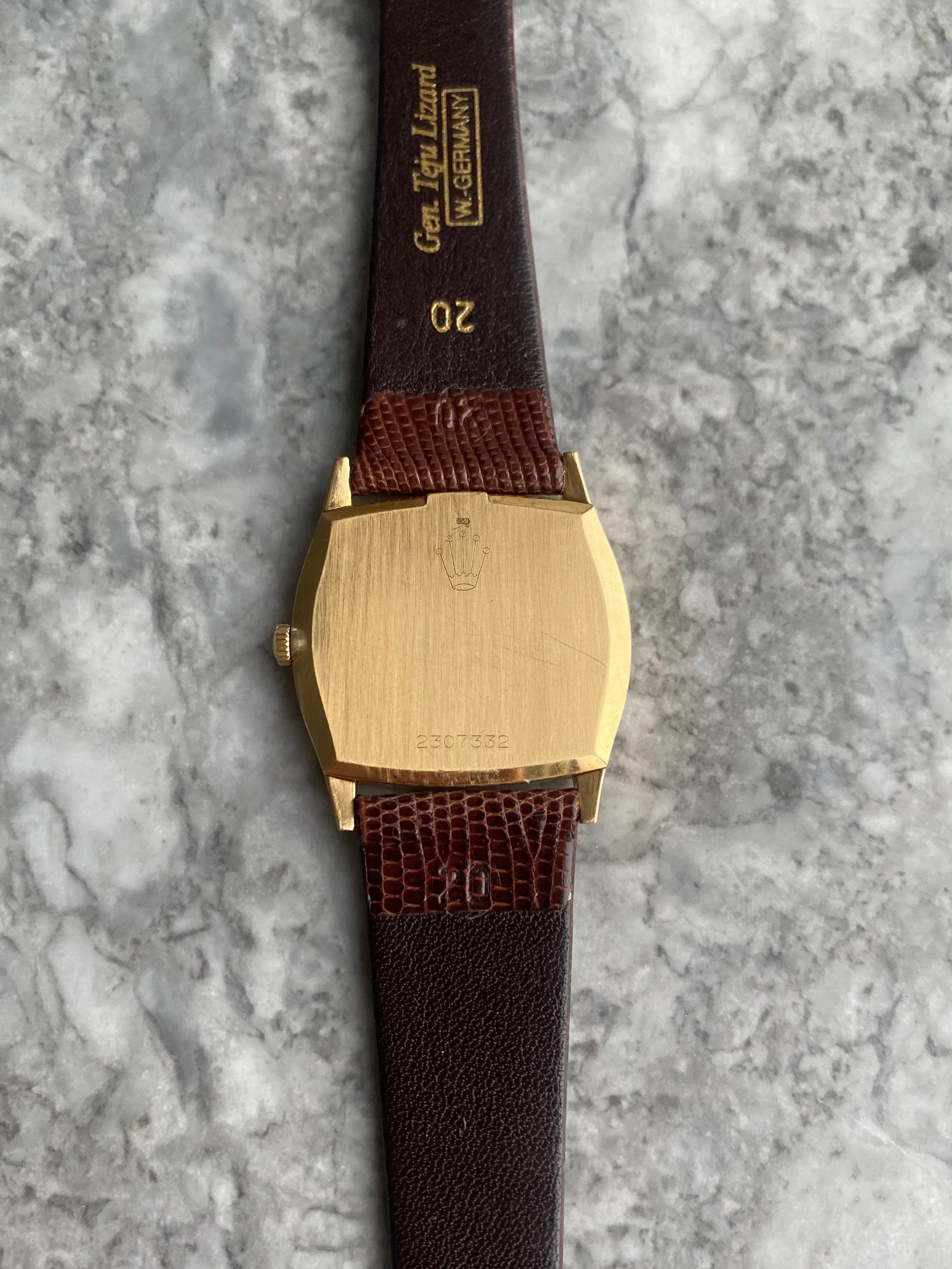 Rolex Cellini 3805 - 18K Yellow Gold.
