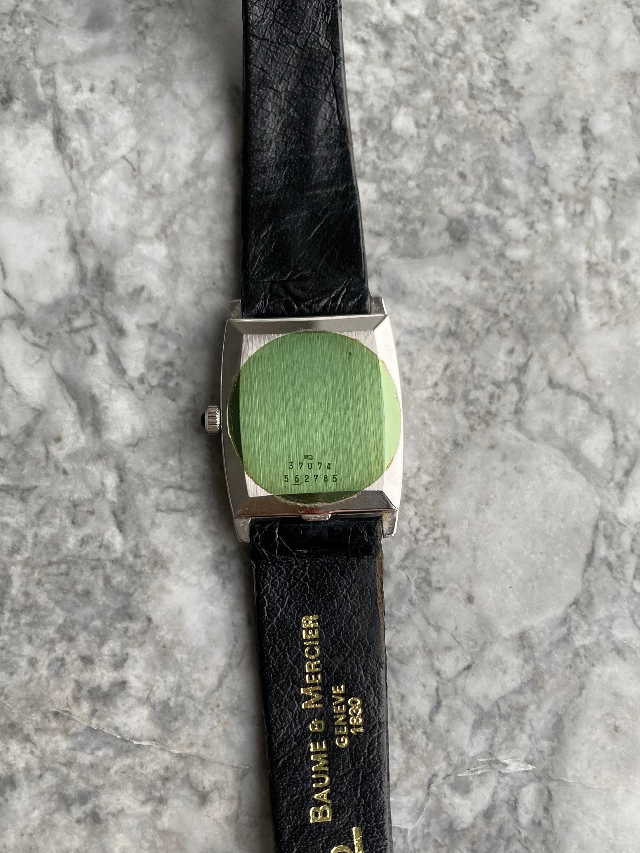 Baume & Mercier - 18K White Gold Onyx.