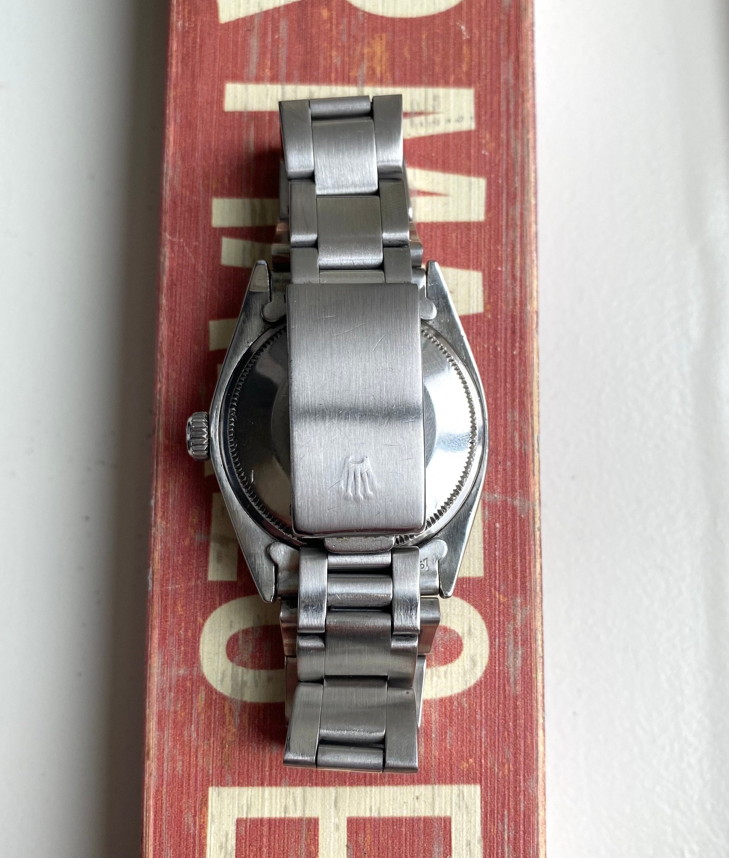 Rolex Oysterperpetual ref. 1501 — Black Gilt Dial