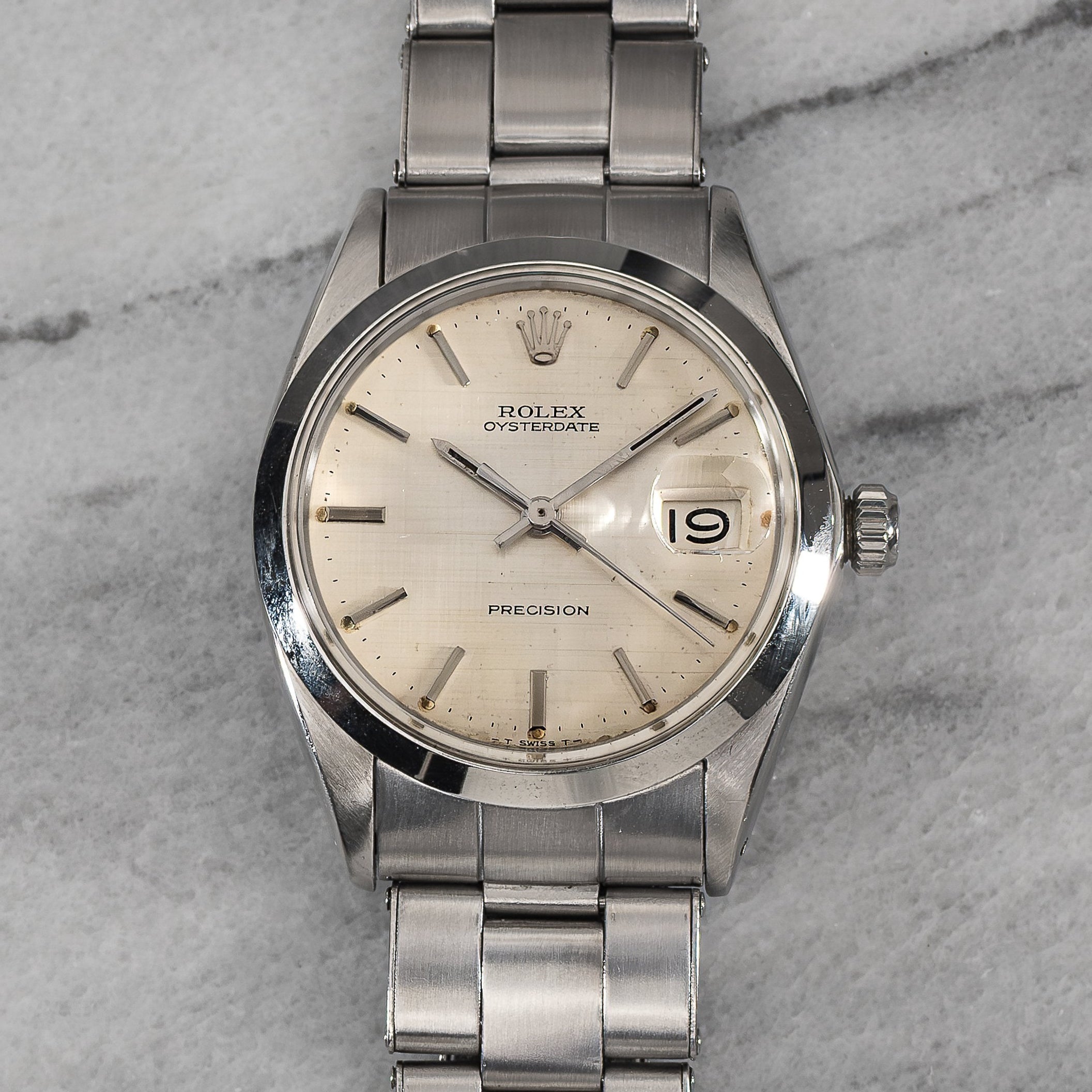 Rolex Oysterdate Precision 6694 – Silver Linen Dial