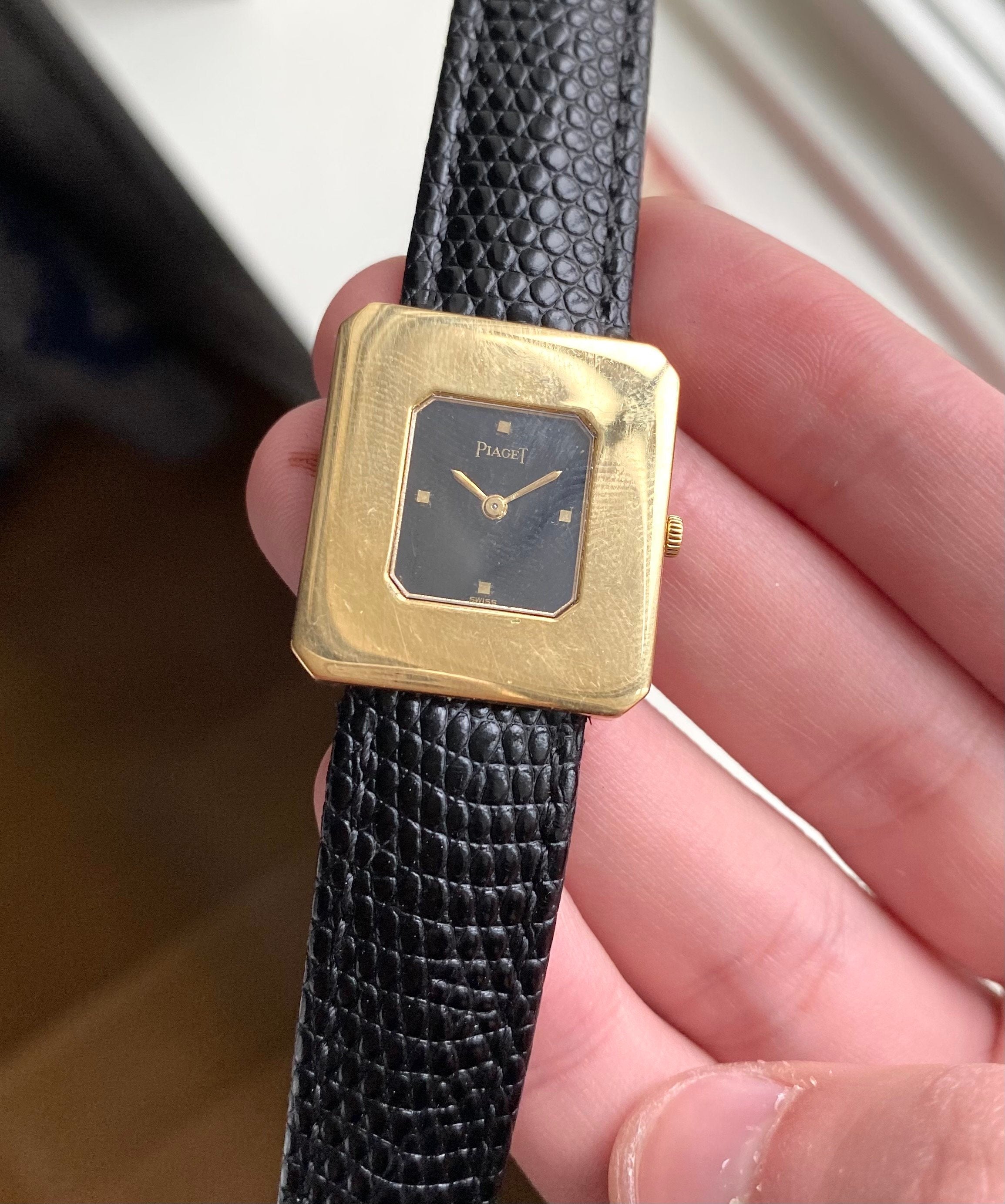 Ref 99041 Piaget Vintage Manual Wind 18K Yellow Gold Black Dial Square Case