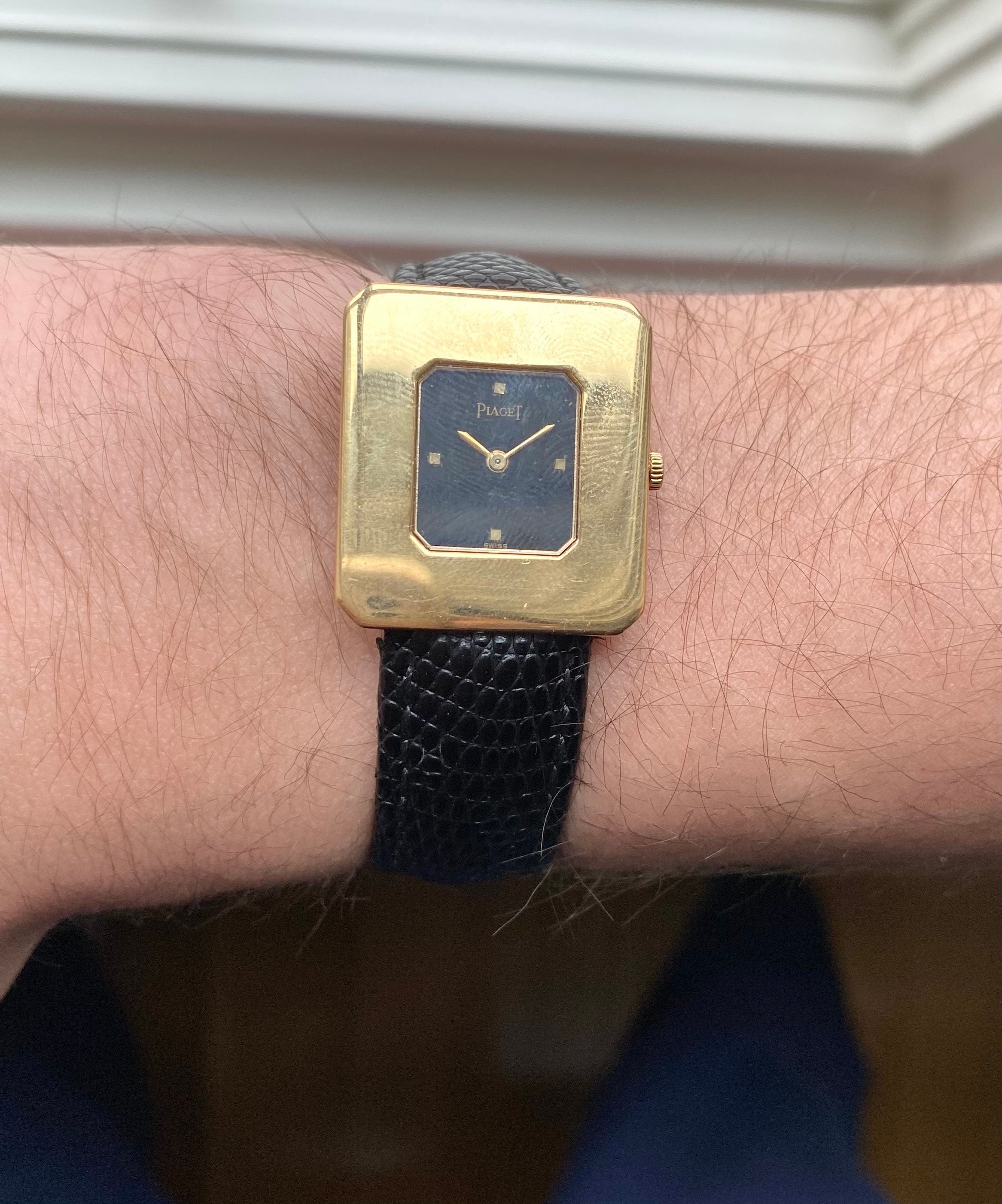 Ref 99041 Piaget Vintage Manual Wind 18K Yellow Gold Black Dial Square Case