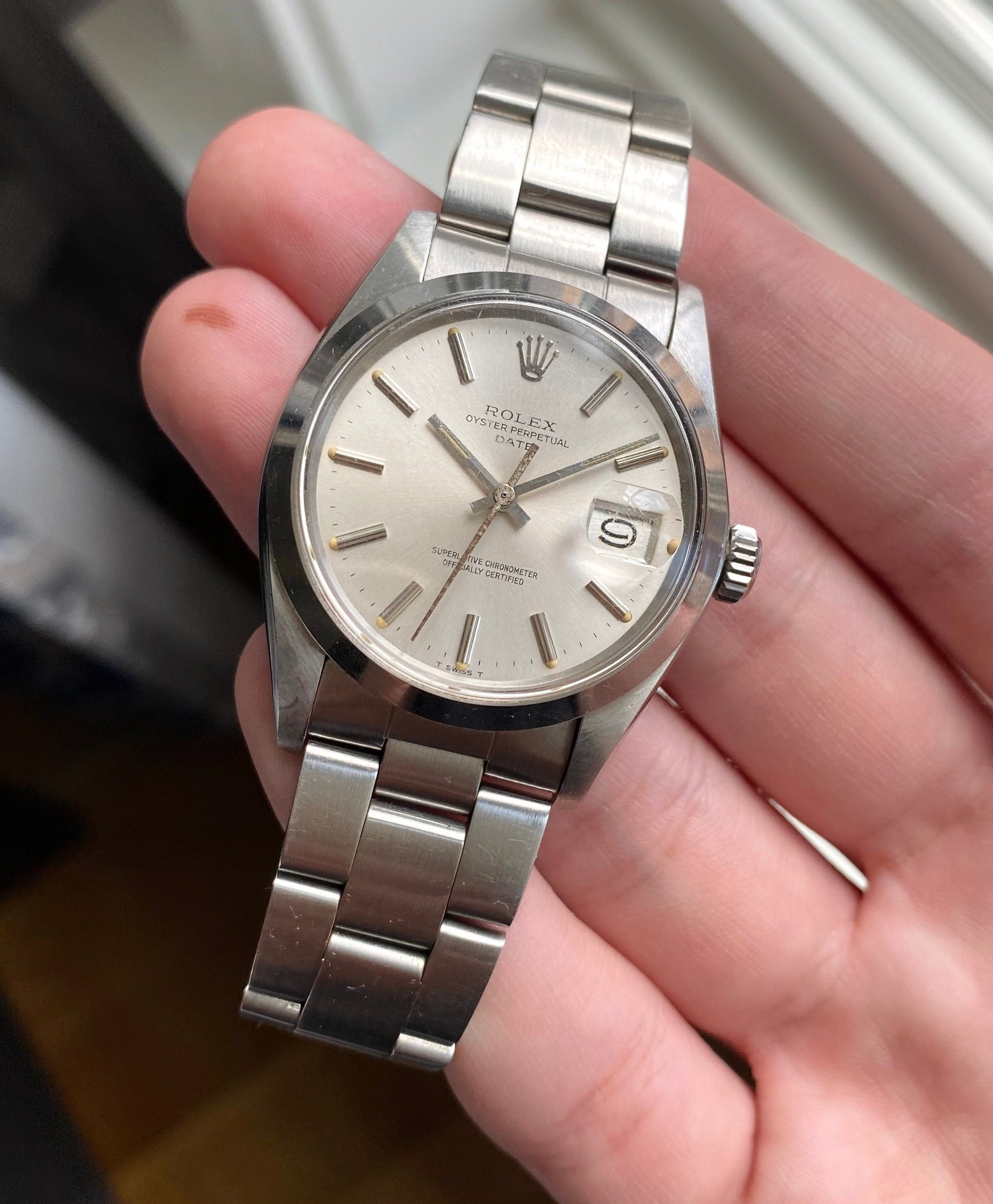 Vintage Rolex OP Date 70s Reference 1500 Silver Sunburst Dial 34mm Watch
