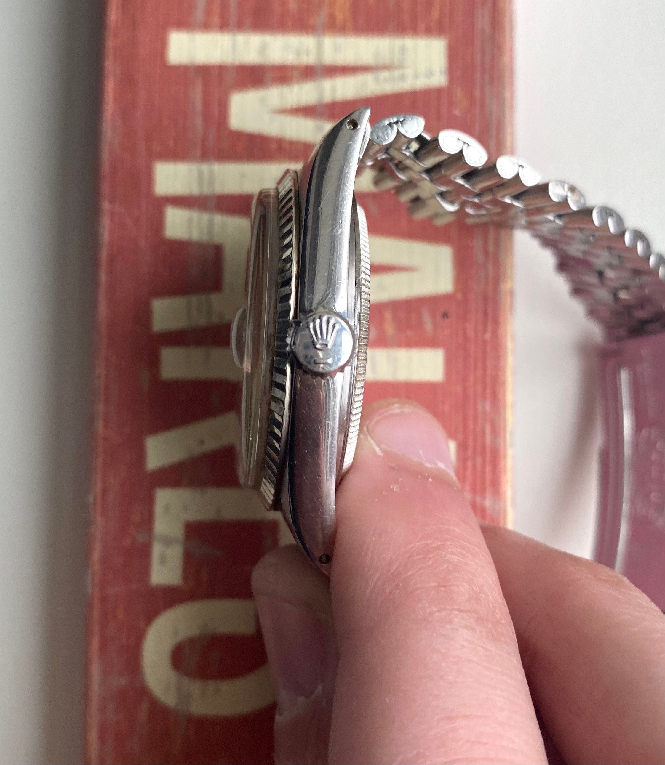 Vintage Rolex Datejust 1601 70s Automatic Silver Linen Dial Oyster Case Watch