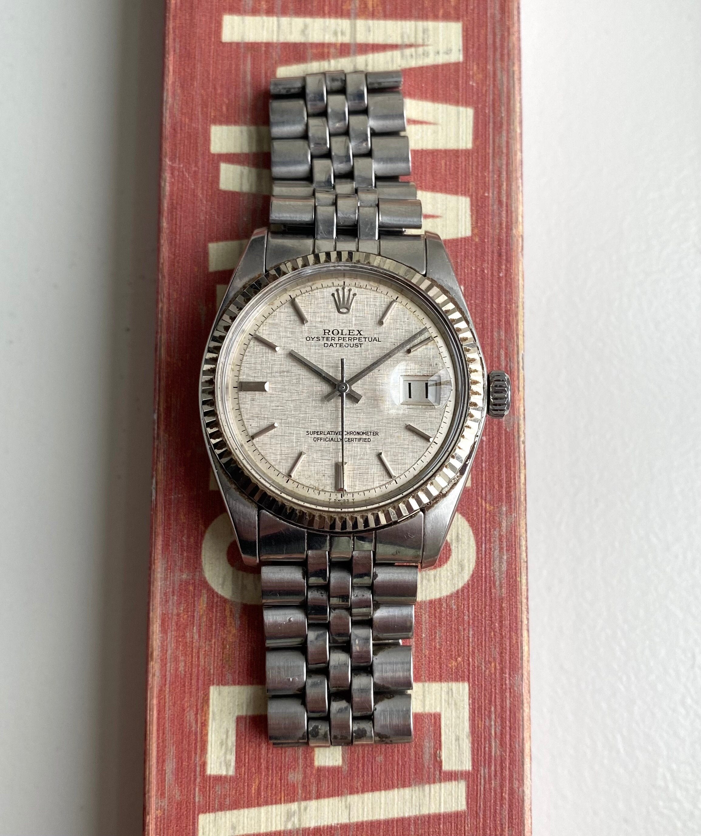 Vintage Rolex Datejust 1601 70s Automatic Silver No Lume Linen Dial 36mm Watch