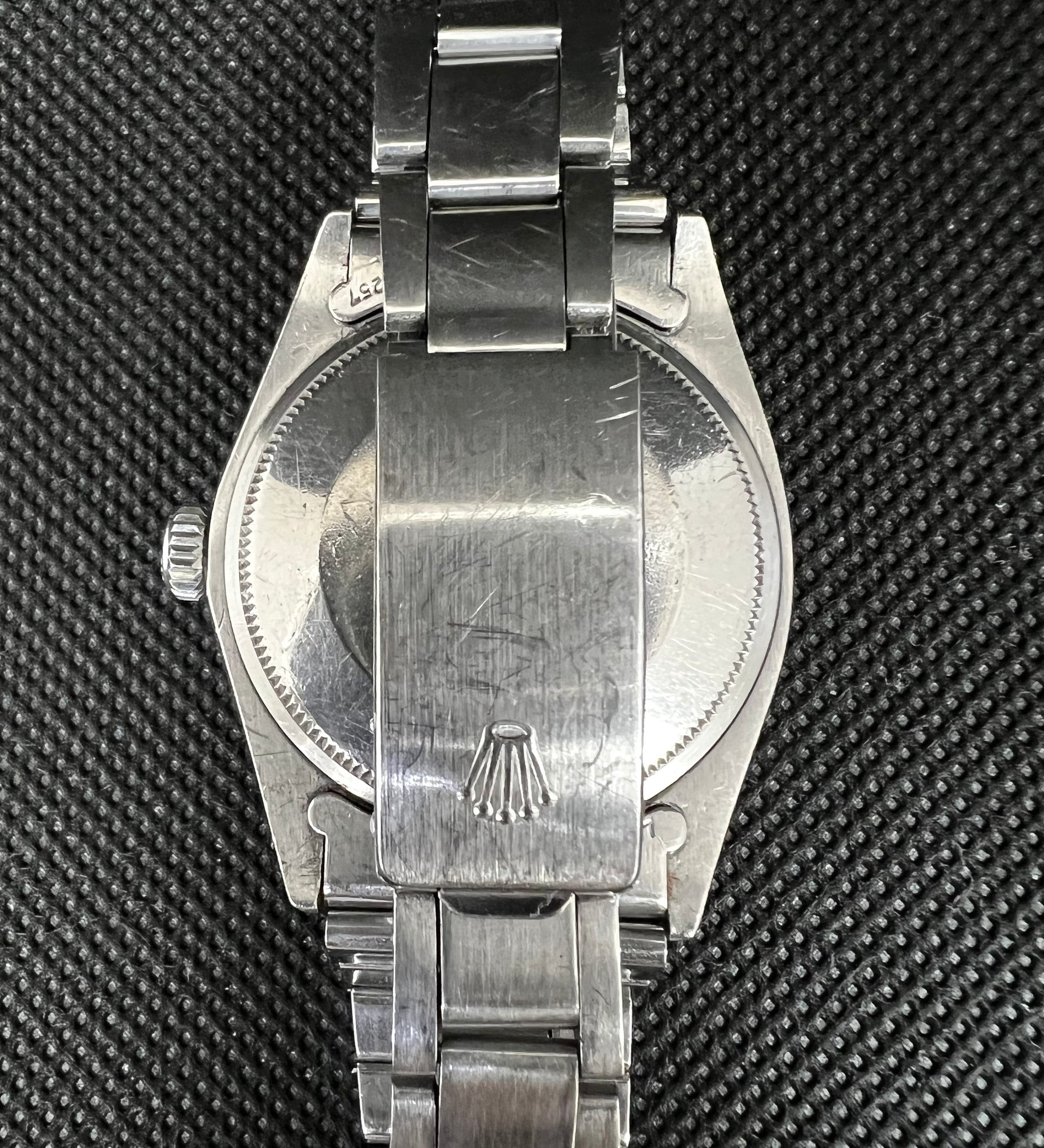 Vintage Rolex Oyster Perpetual Date 60’s Reference 1500 White Dial 34mm Watch