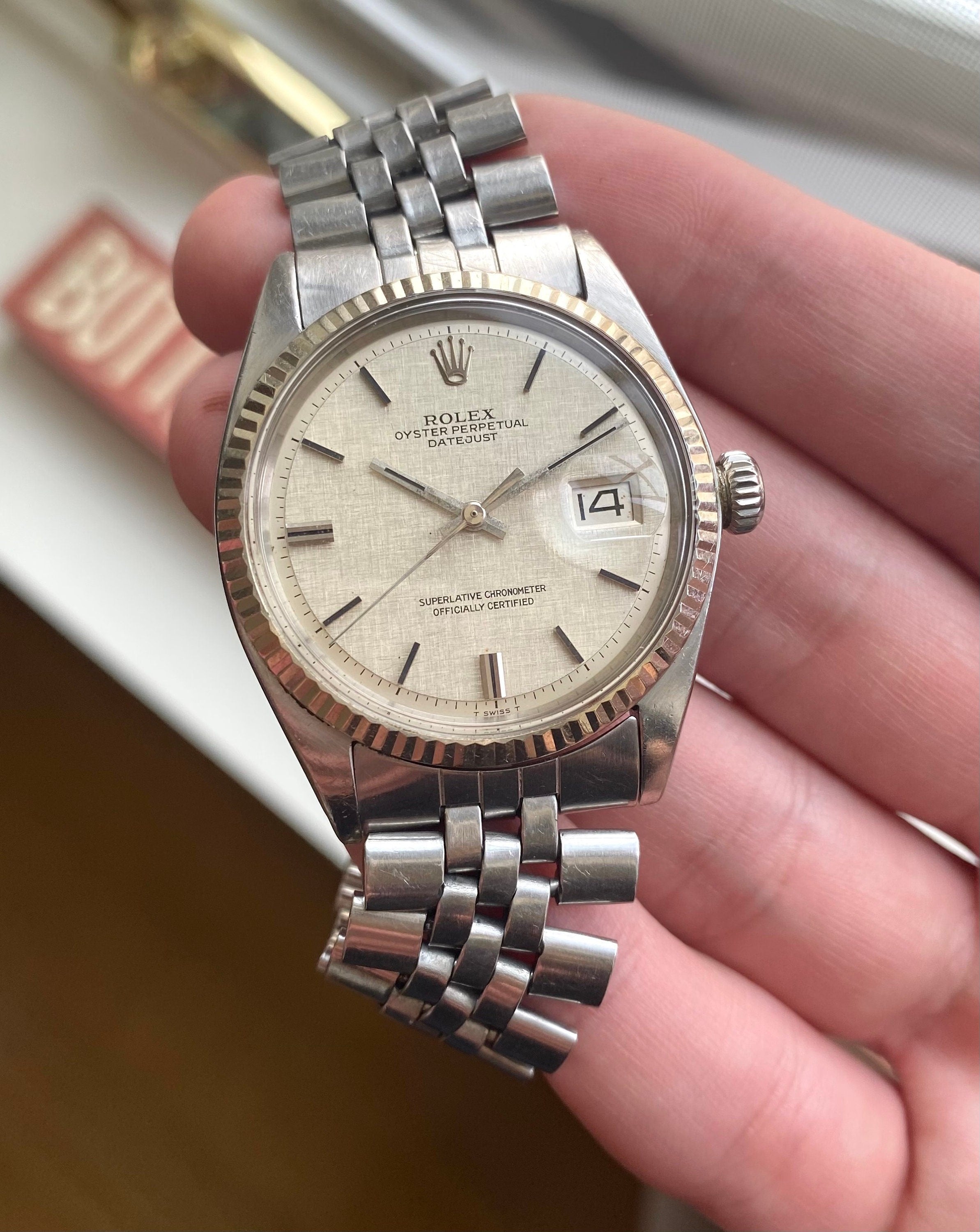 Vintage Rolex Datejust 1601 70s Automatic Silver Linen Dial Watch