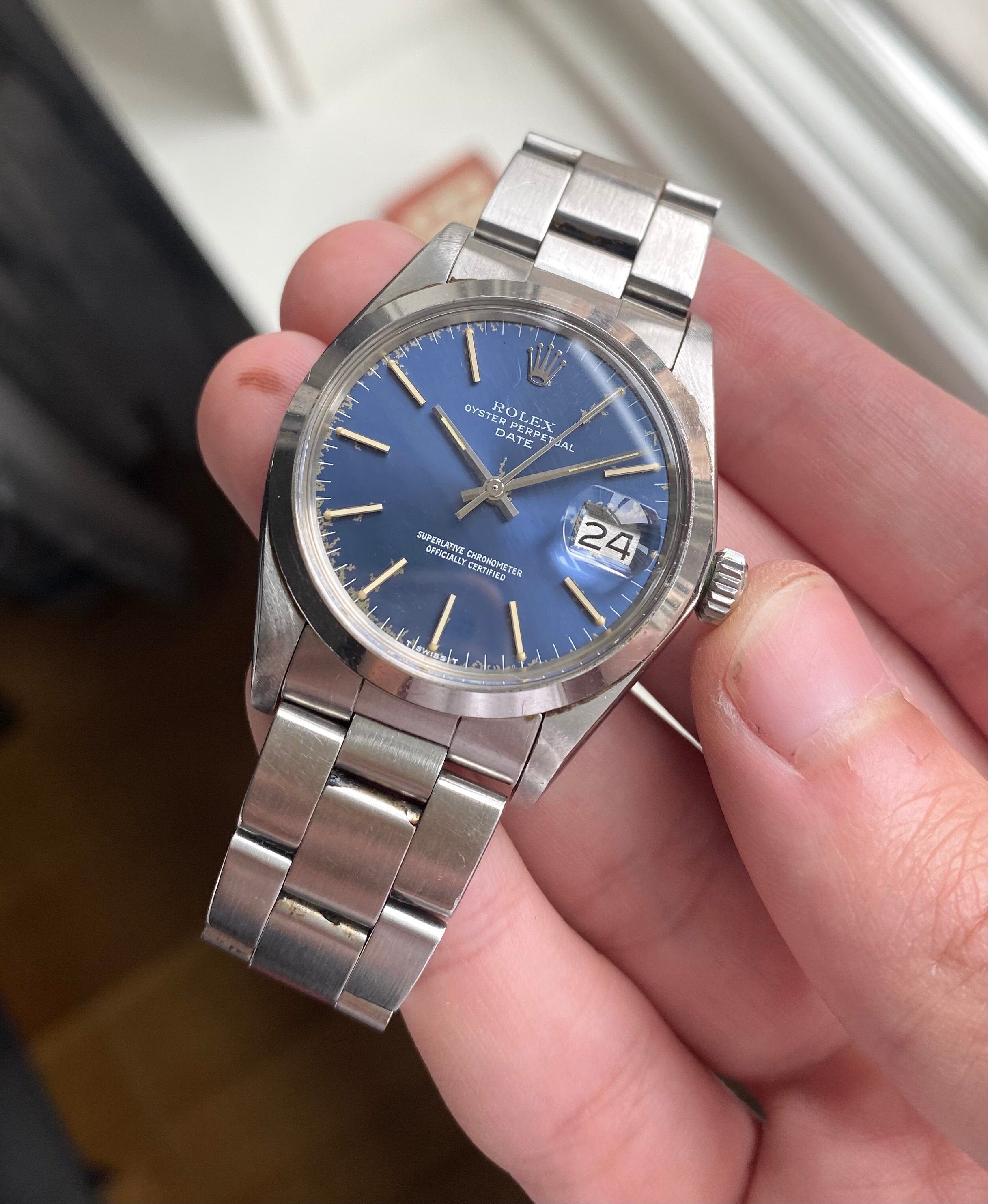 Vintage Rolex Oysterperpetual Date 70s Reference 1500 Blue Dial 34mm Watch