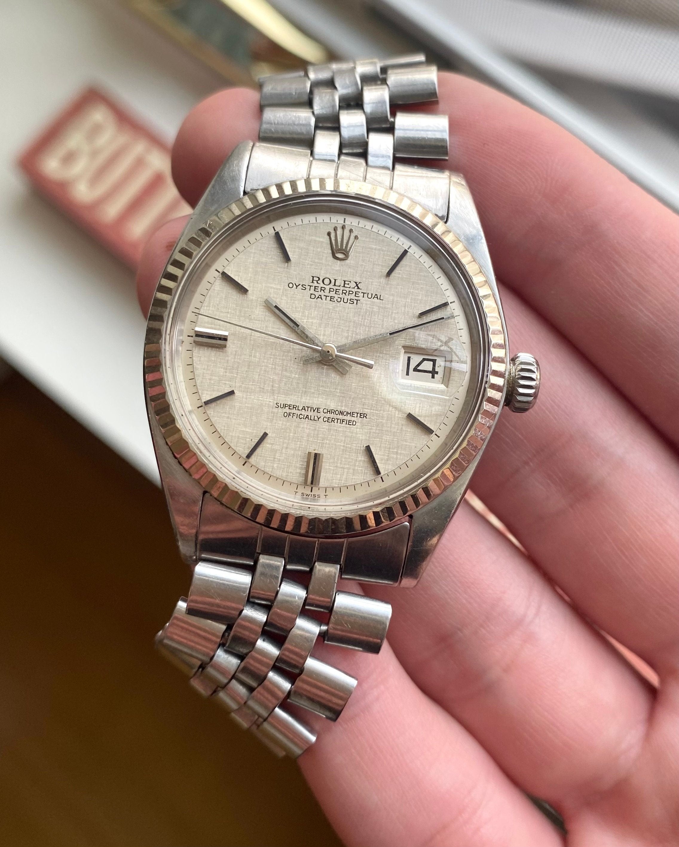 Vintage Rolex Datejust 1601 70s Automatic Silver Linen Dial Watch