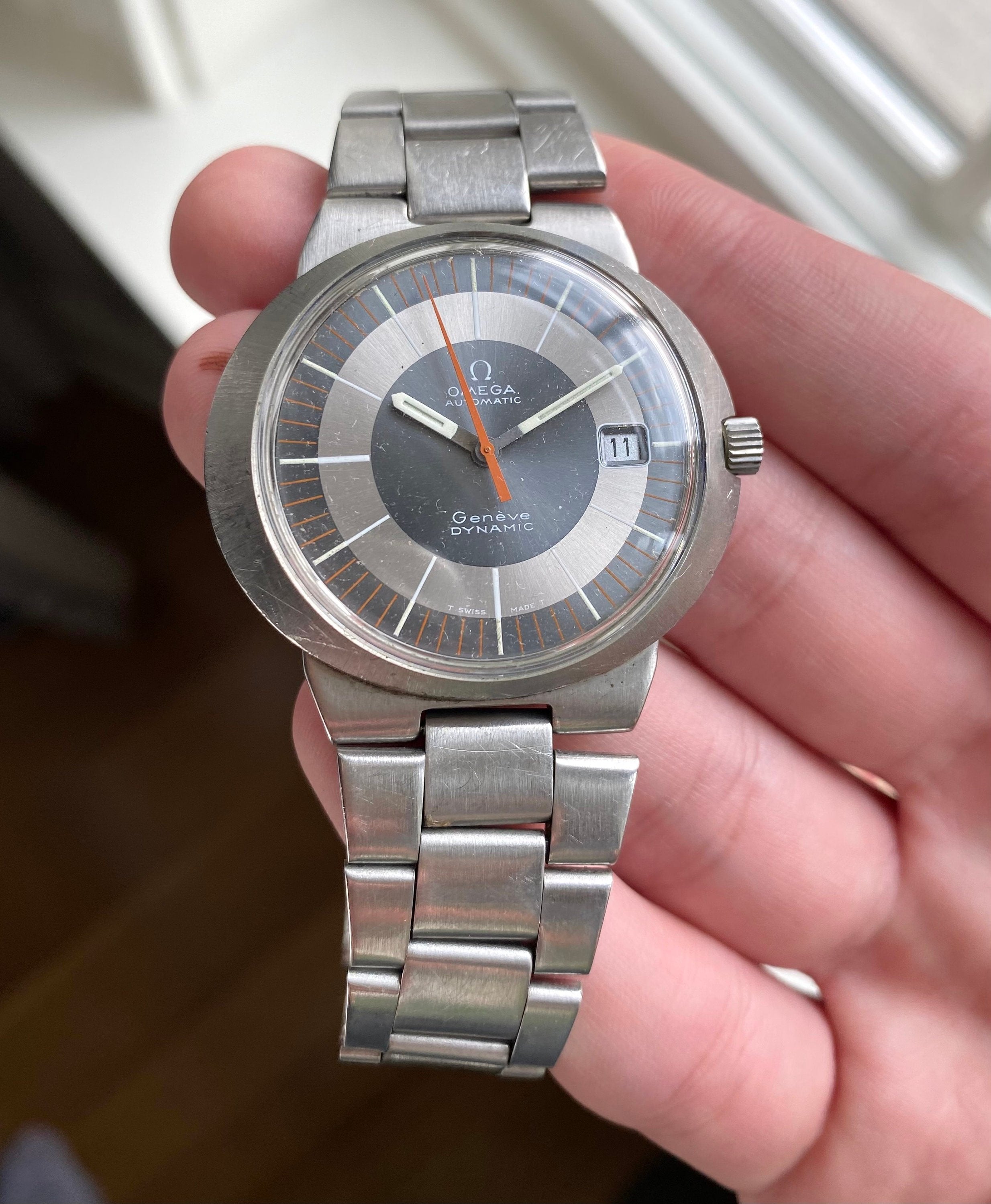 Vintage Omega Geneve Dynamic 70s Automatic Two Tone Grey Dial Steel UFO Watch