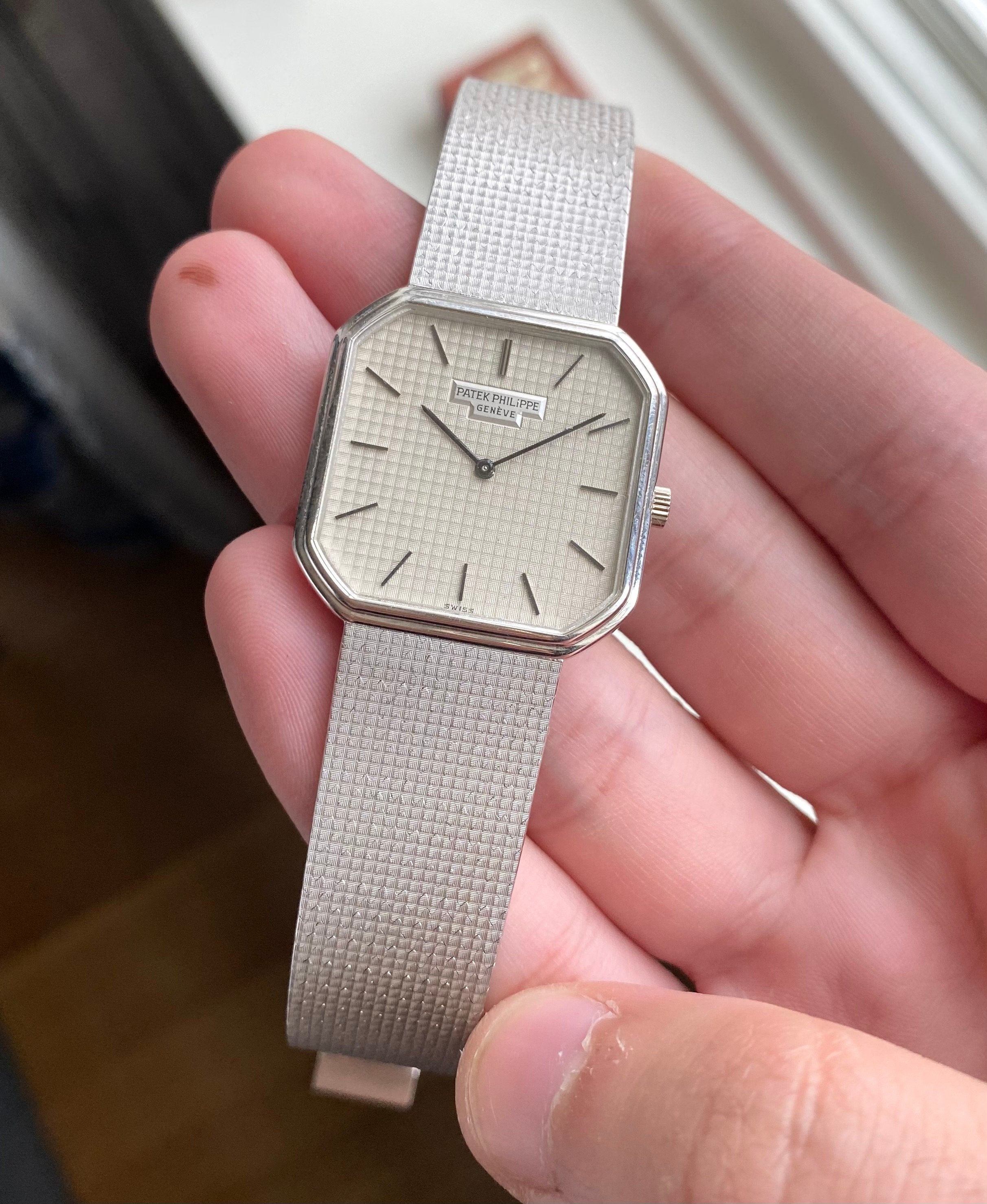 Vintage Patek Philippe 70s 18K White Gold Manual Wind White Dial w/ Bracelet