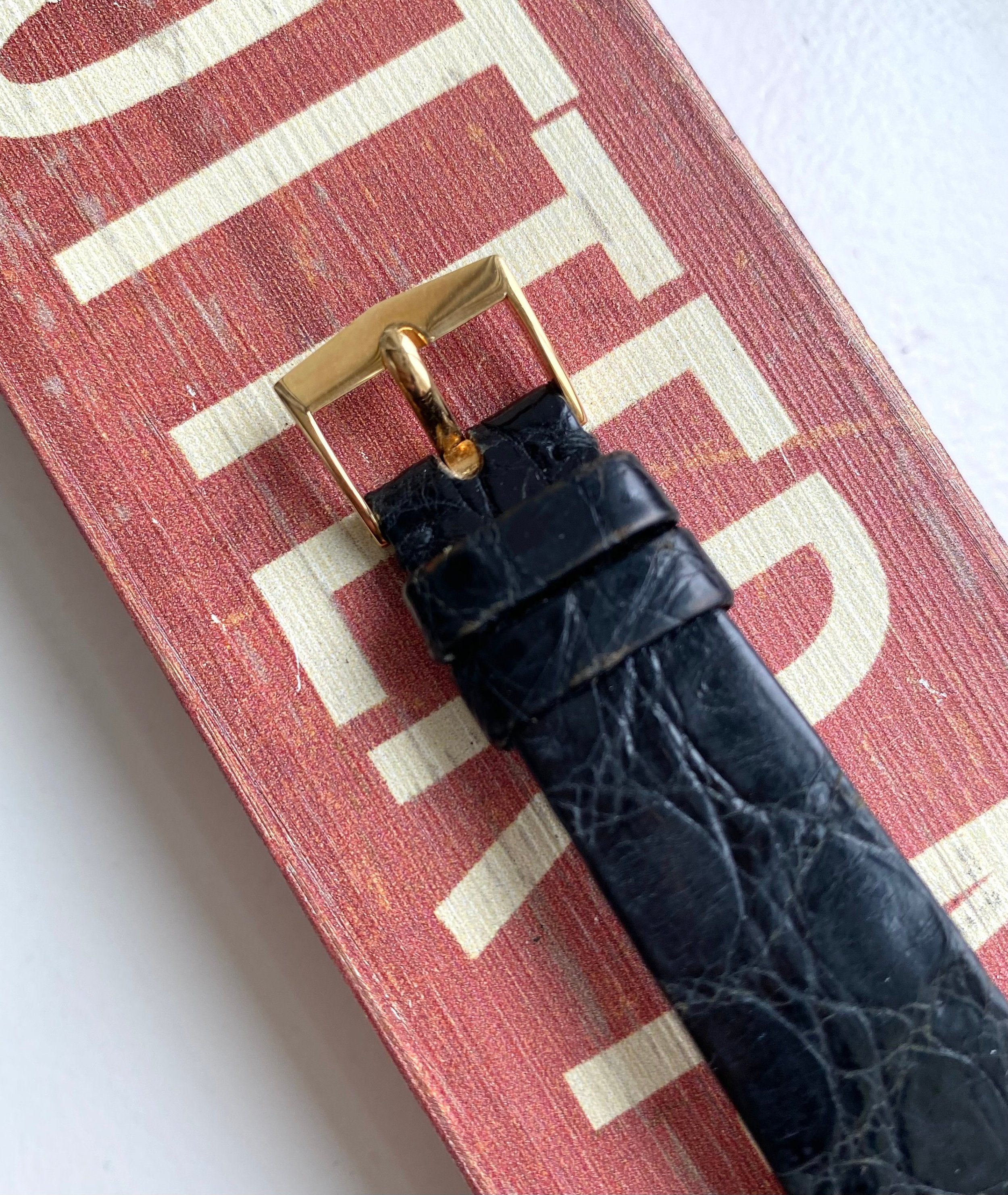 Vintage Patek Philippe 18K Yellow Gold Tank Quartz Matte Champagne Dial Watch