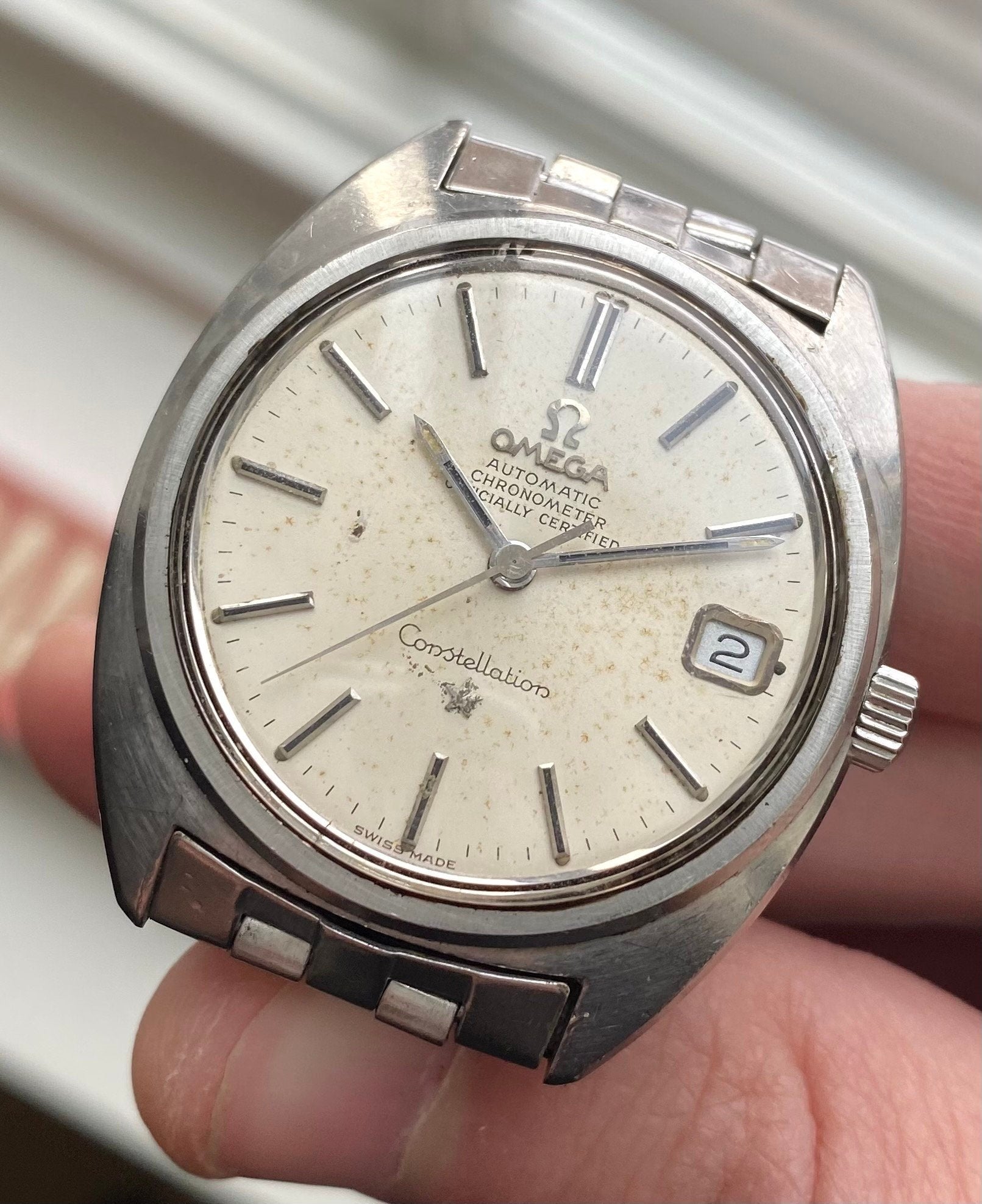 Vintage Omega Constellation Chronometer Automatic Silver Dial C-Case Watch