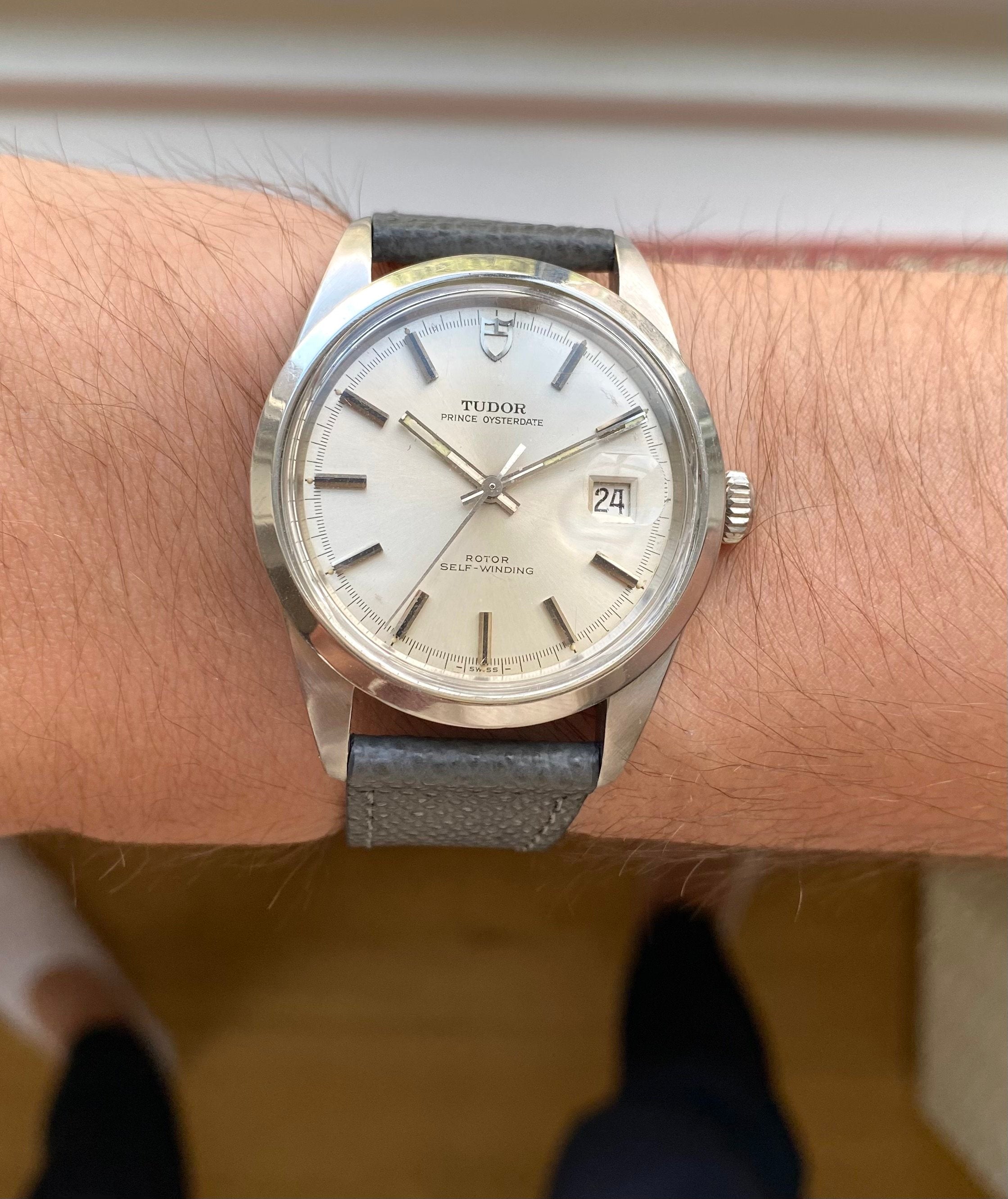 Vintage Tudor 70s Prince Oysterdate Jumbo 38mm Vintage Automatic Silver Dial Watch