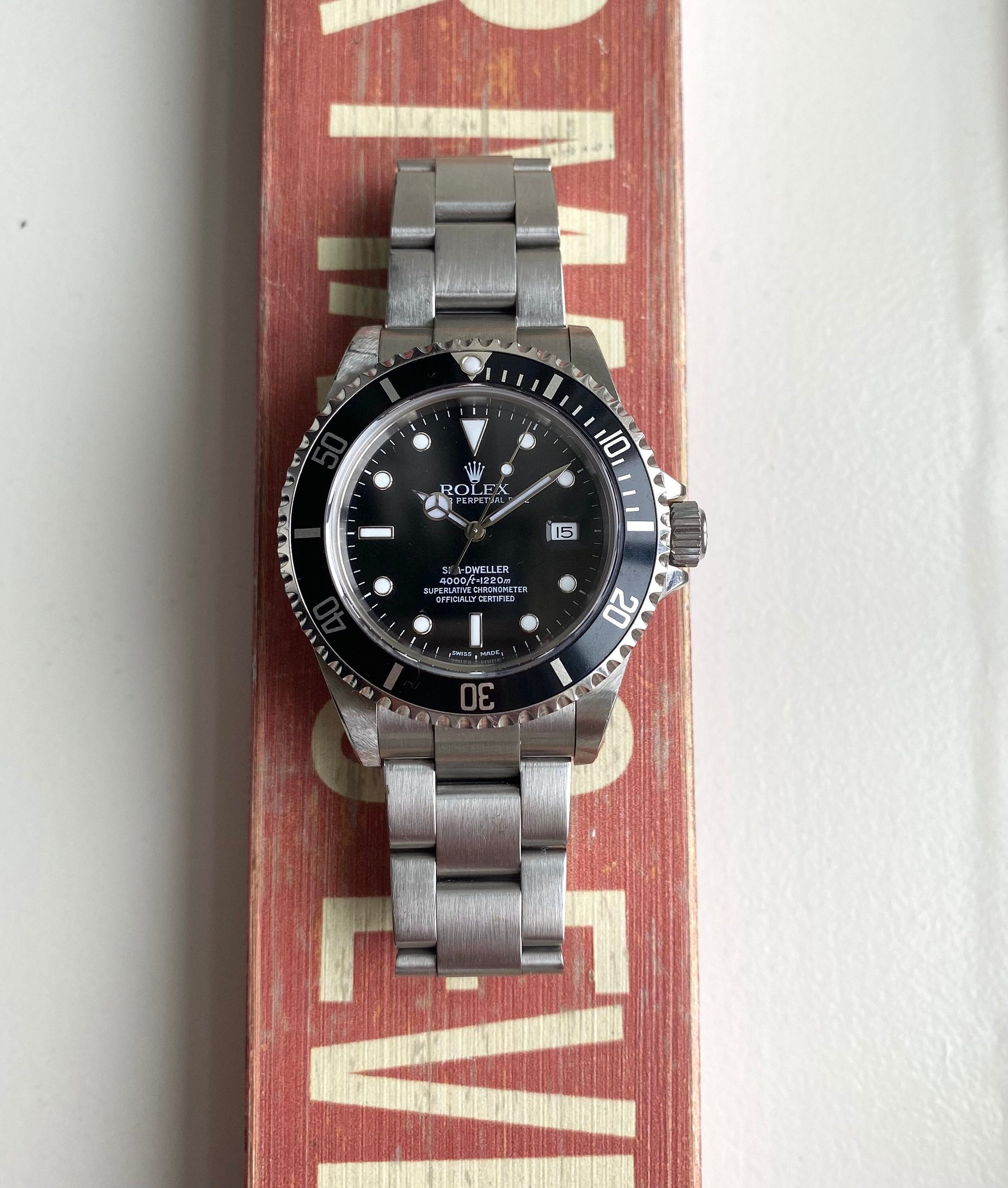 Rolex Sea Dweller Reference 16600 90s 40mm Black Dial Automatic Watch