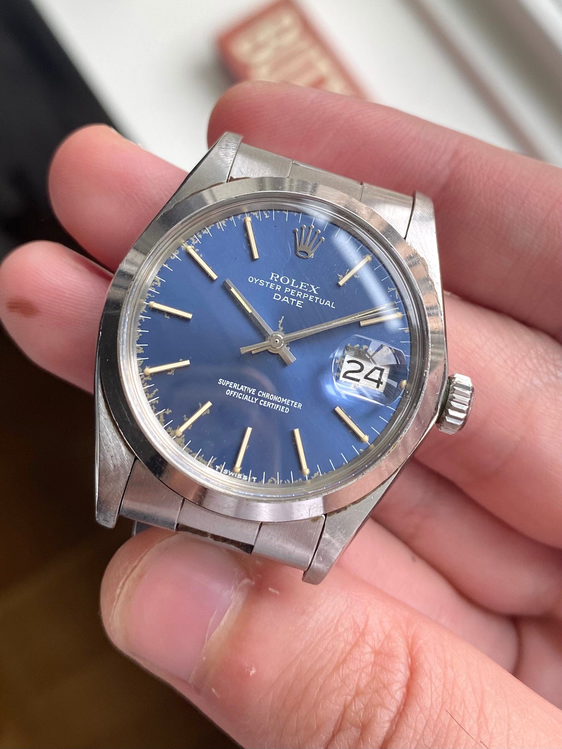 Vintage Rolex Oysterperpetual Date 70s Reference 1500 Blue Dial 34mm Watch