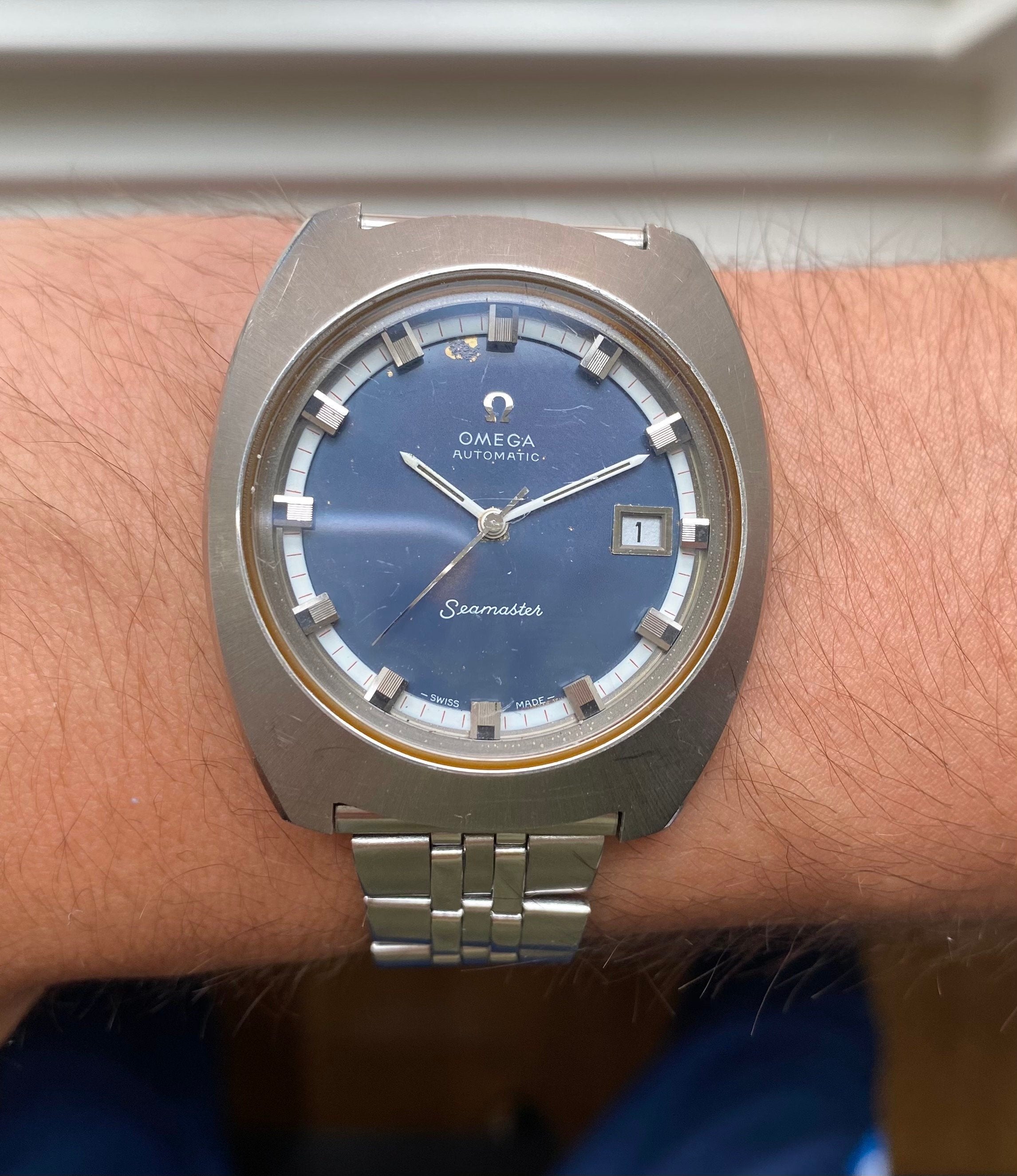 Vintage Omega Seamaster Automatic Ref. 166.110 Blue Dial Quickset Egg Case Watch