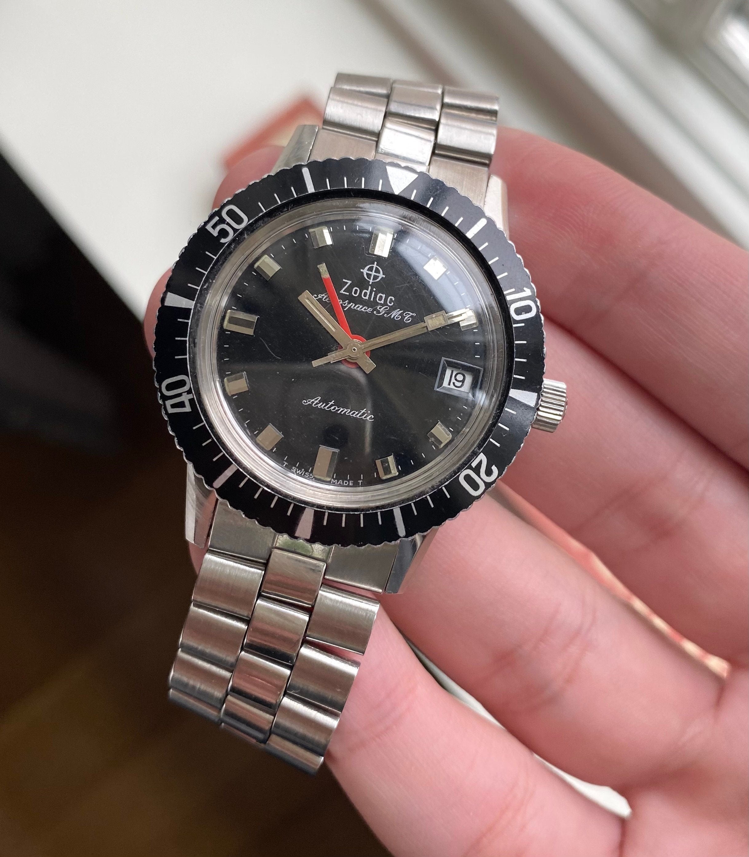 Vintage Zodiac 60s Aerospace GMT Automatic Black Bezel Gilt Black Dial Watch