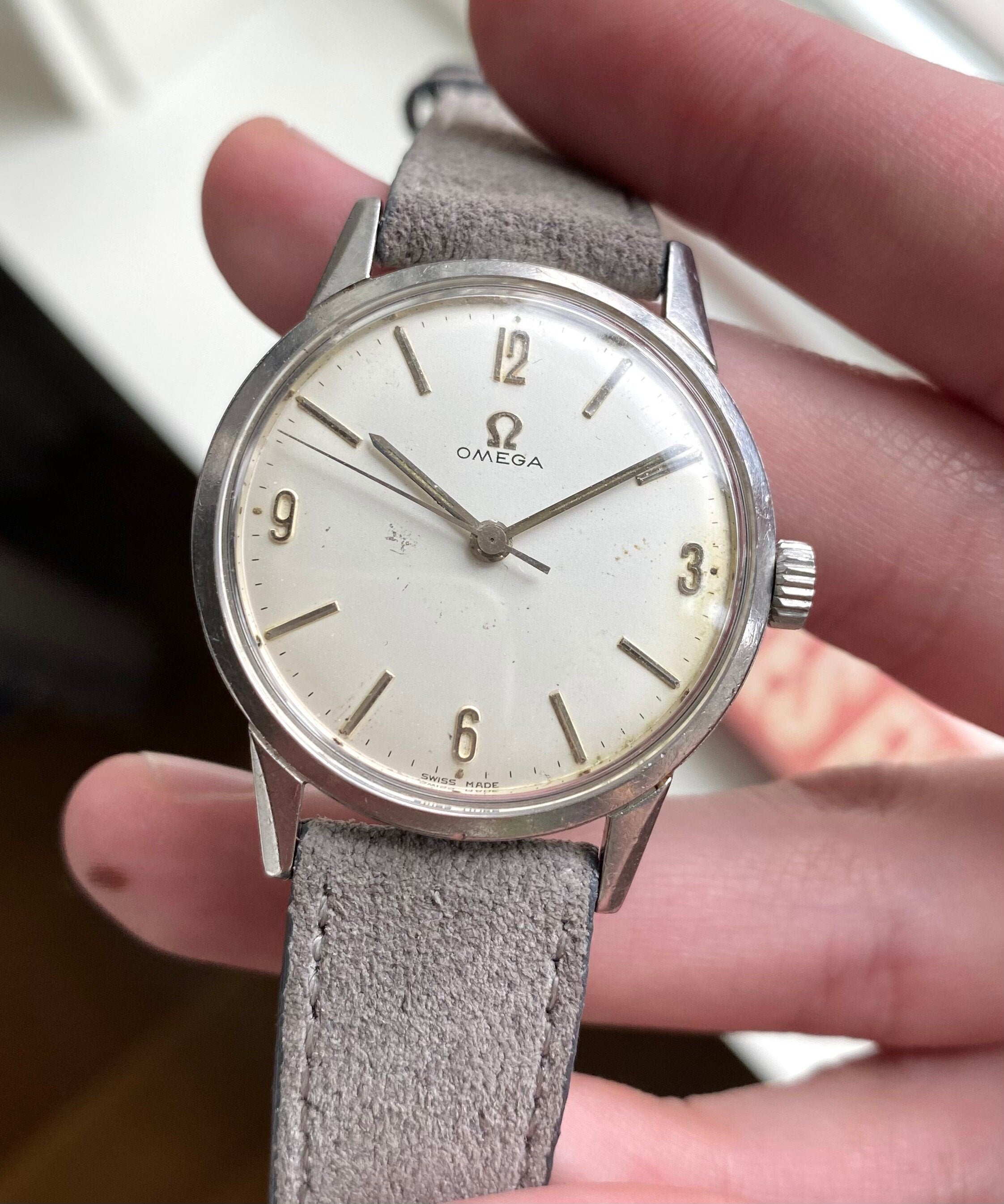 Vintage Omega 60s Manual Wind Egg White Arabic Numeral Dial Steel Case Watch