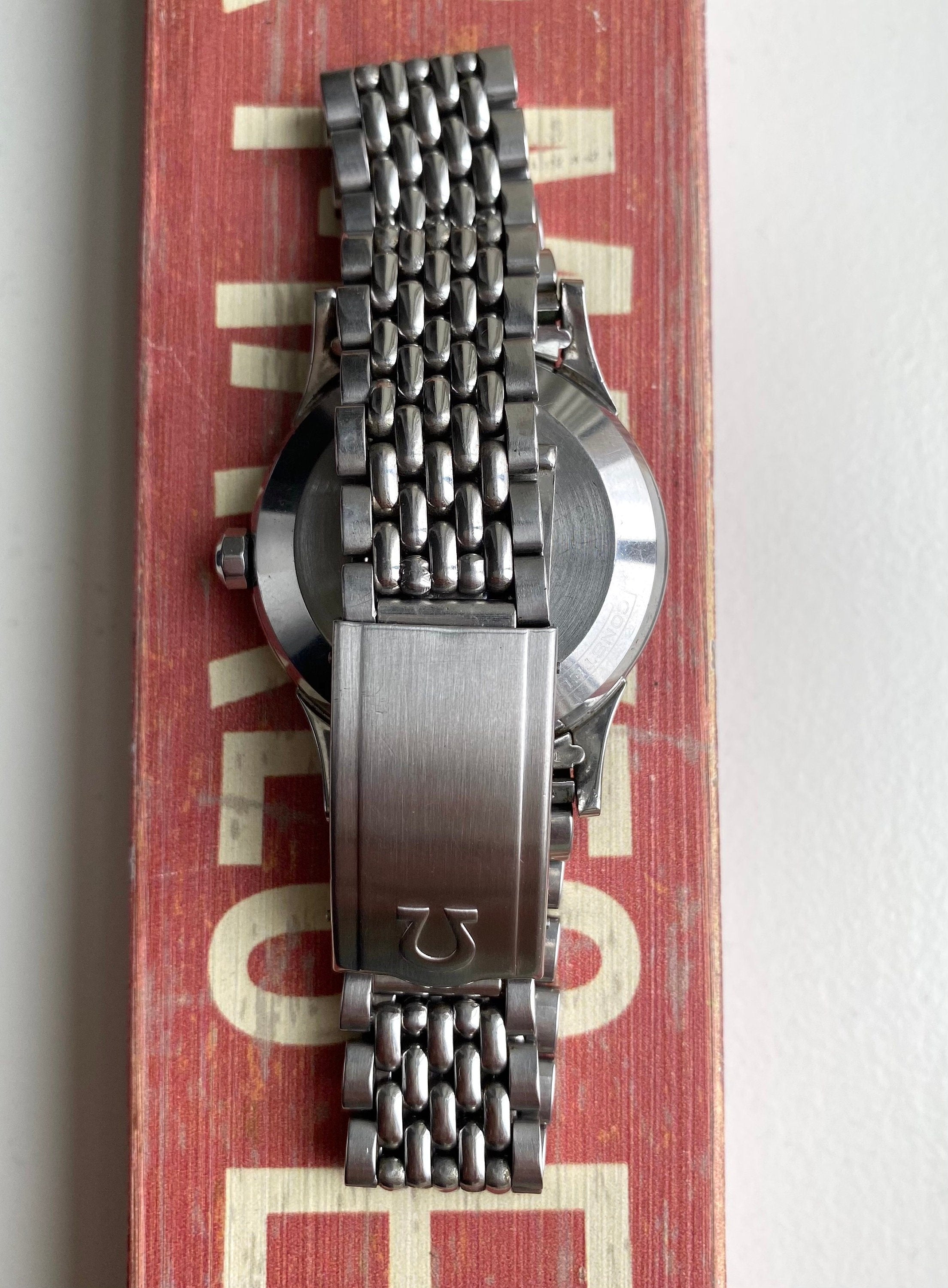 Vintage Omega Constellation Automatic Cream Crosshair Patina Dial Steel Watch