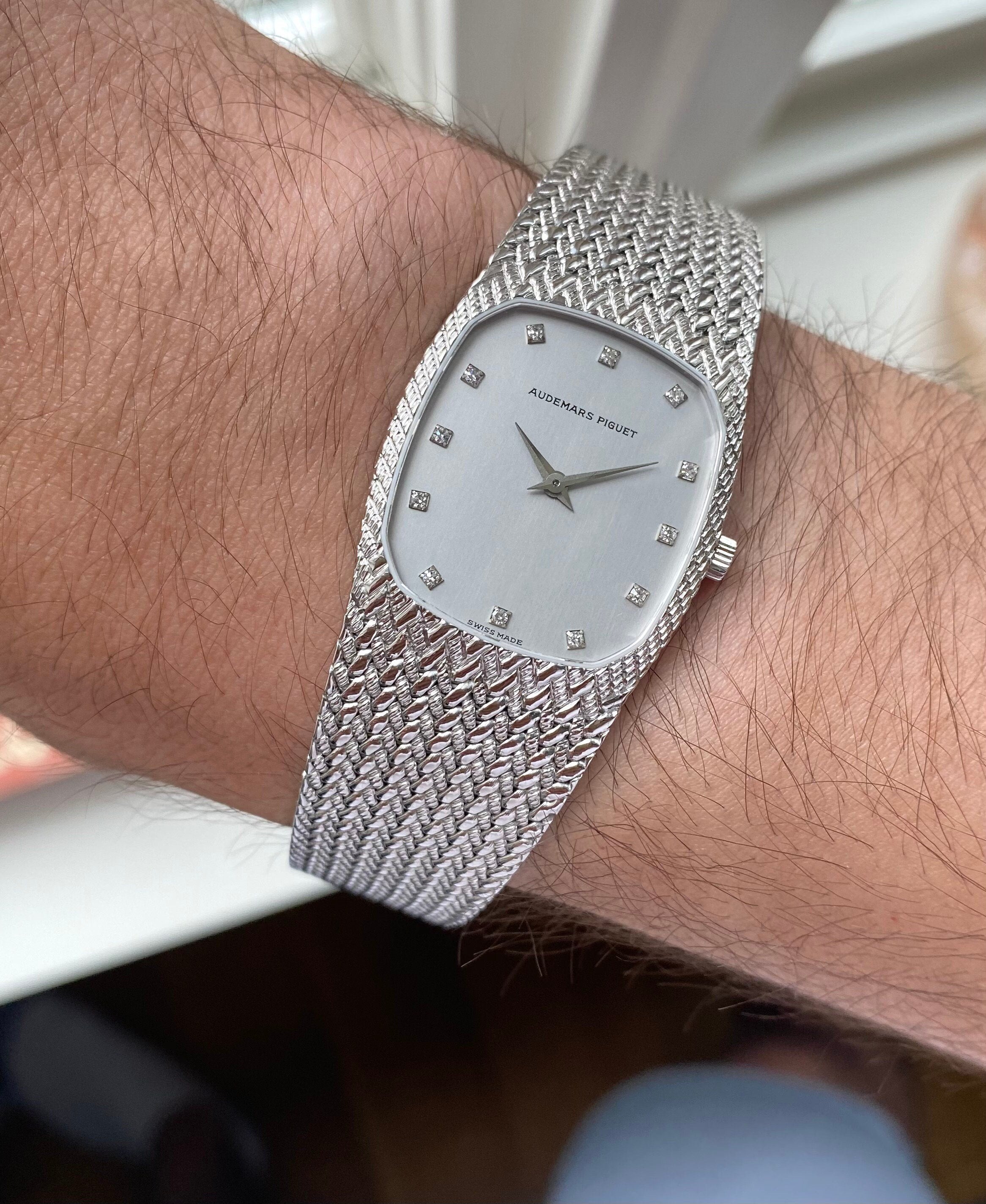 Vintage Audemars Piguet 70s 18K Gold Manual Wind Factory Diamond Dial Watch