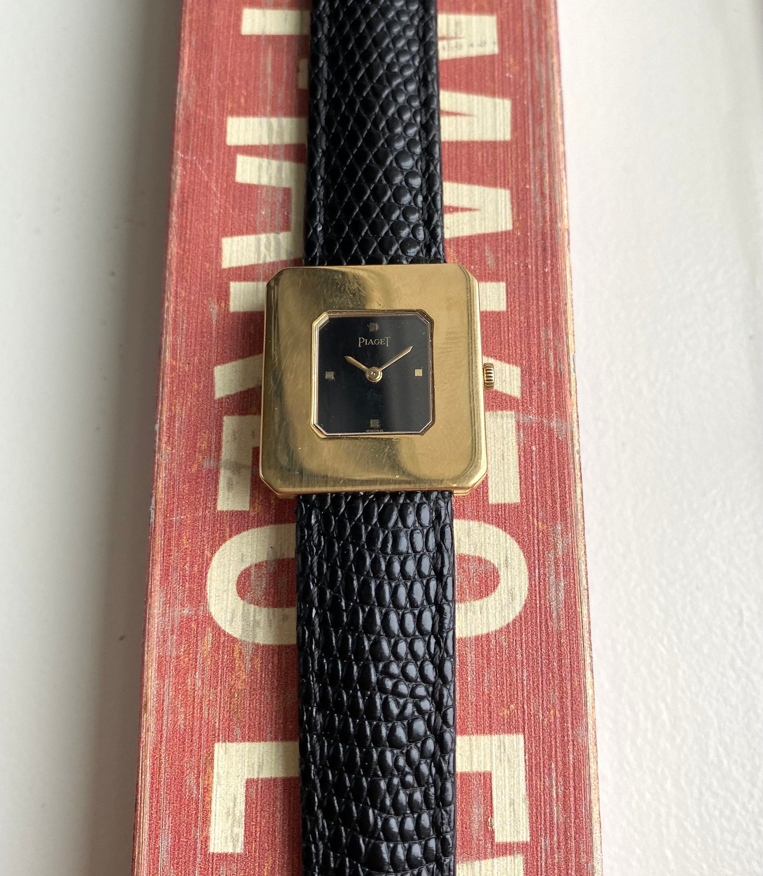 Ref 99041 Piaget Vintage Manual Wind 18K Yellow Gold Black Dial Square Case