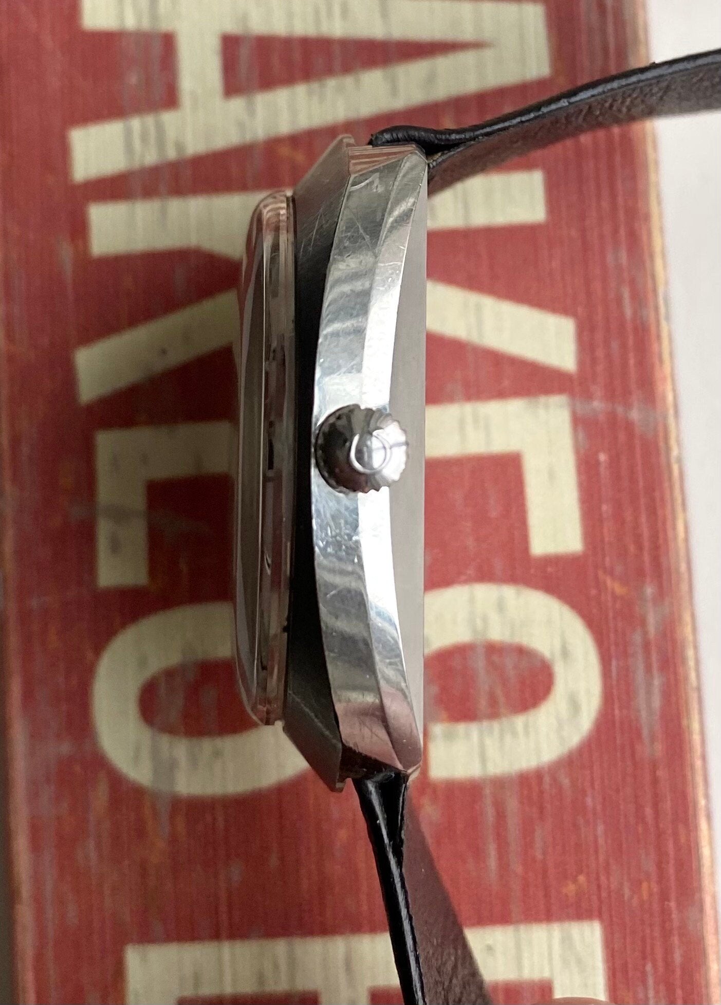 Vintage Omega Seamaster Cosmic Automatic Daydate Silver Pebble Dial Steel Watch