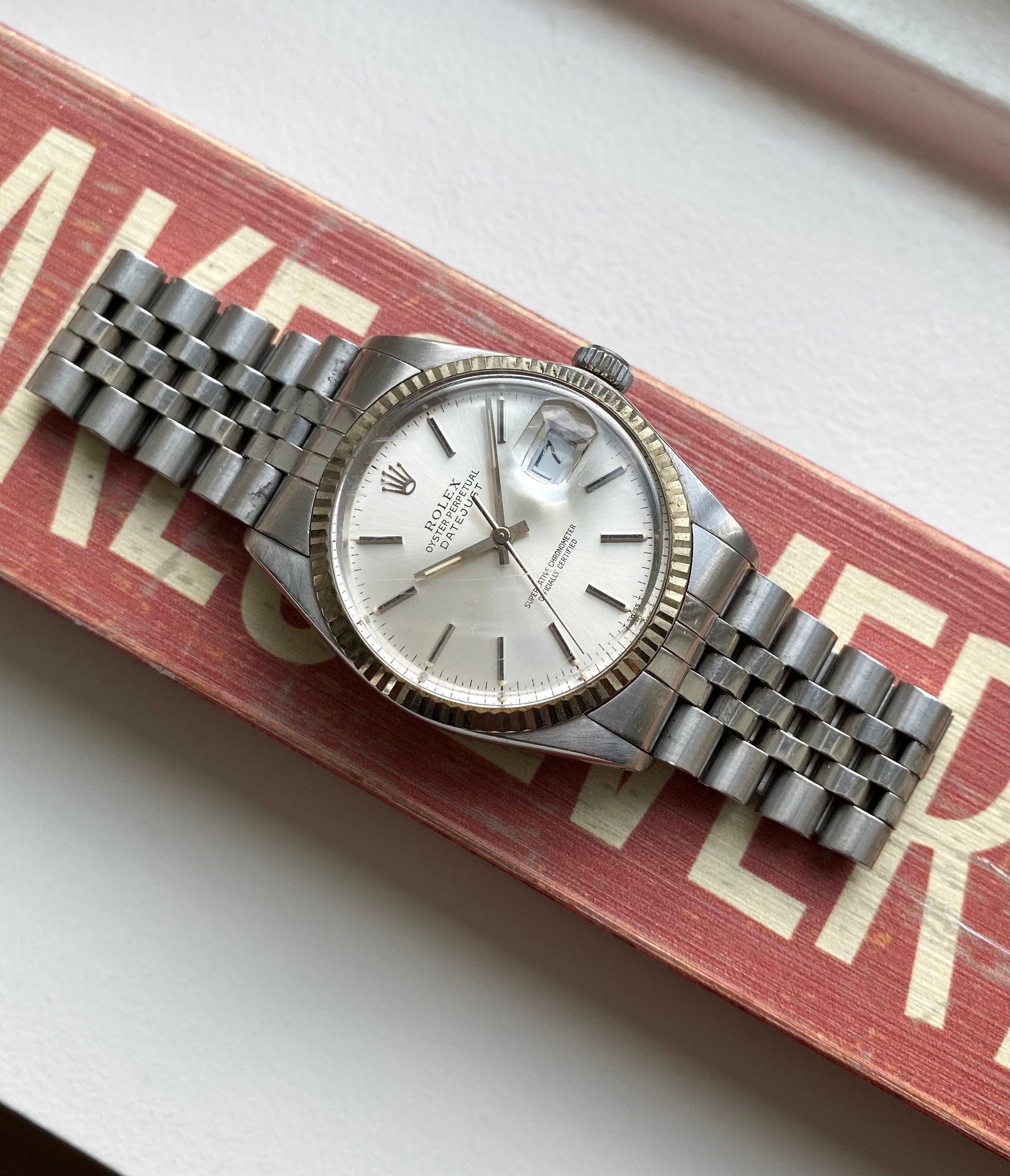 Rolex Datejust 80s Ref 16014 Silver Sunburst Dial Quickset 36mm Watch