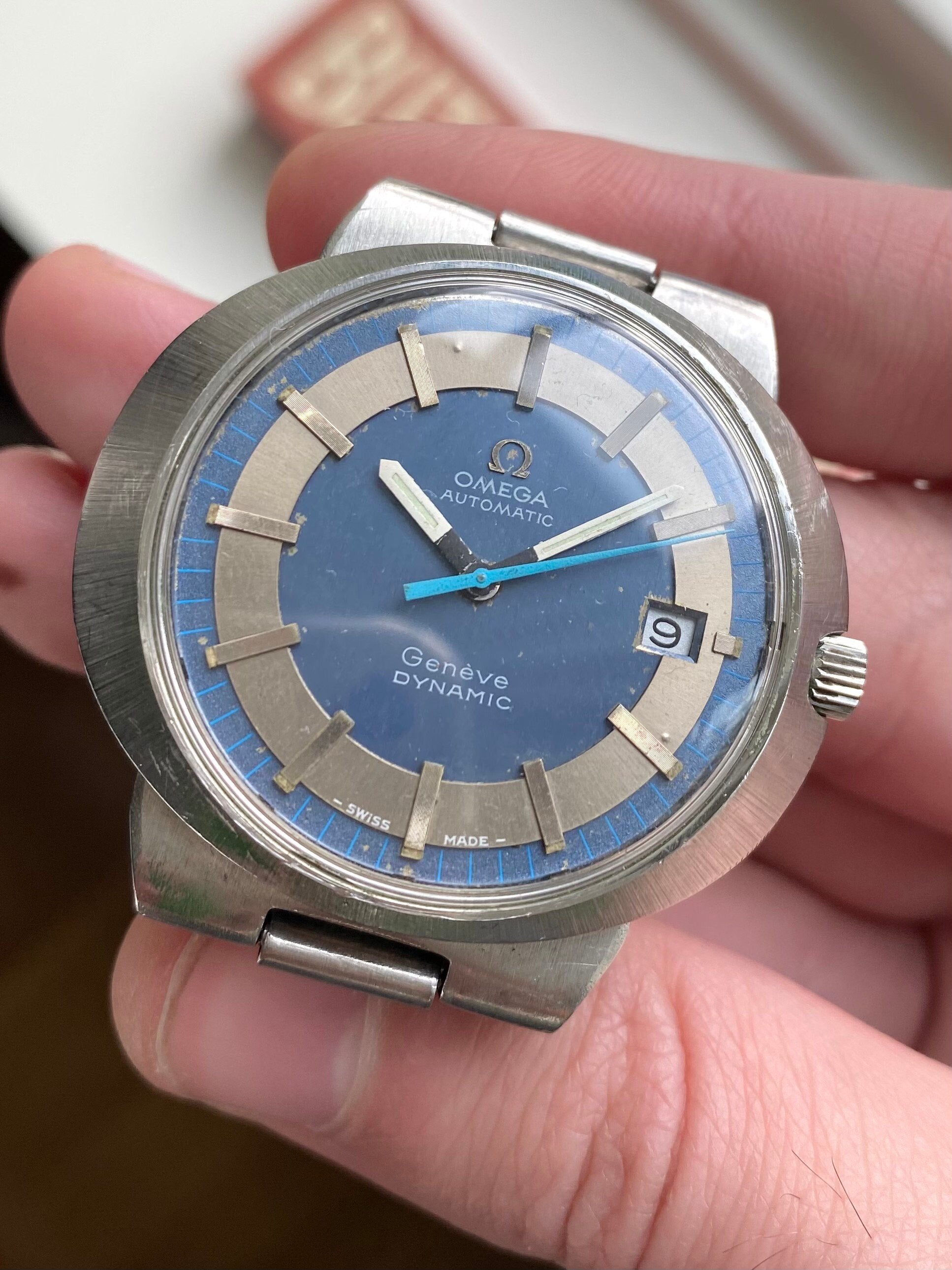 Vintage Omega Geneve Dynamic 70s Automatic Two Tone Blue Dial Steel UFO Watch