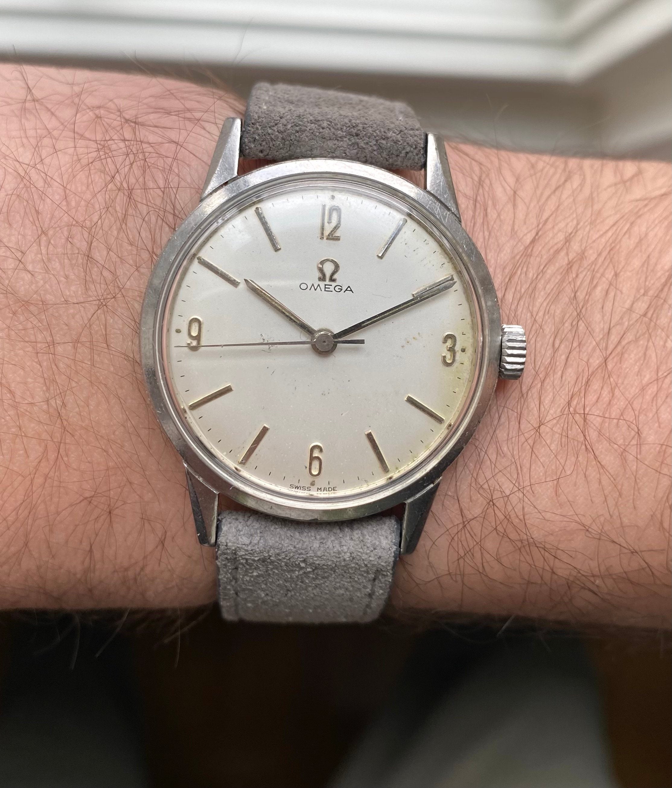 Vintage Omega 60s Manual Wind Egg White Arabic Numeral Dial Steel Case Watch