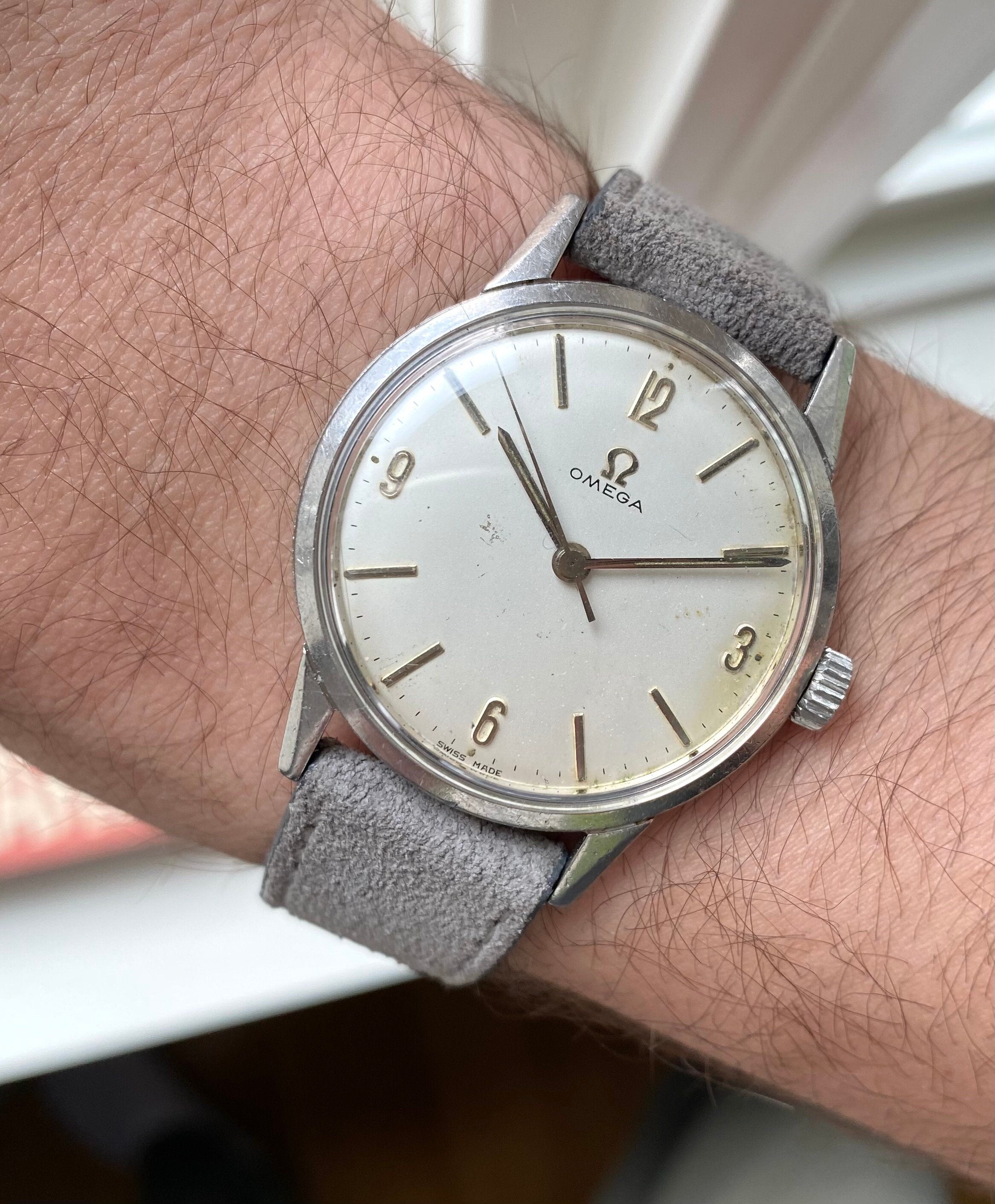 Vintage Omega 60s Manual Wind Egg White Arabic Numeral Dial Steel Case Watch