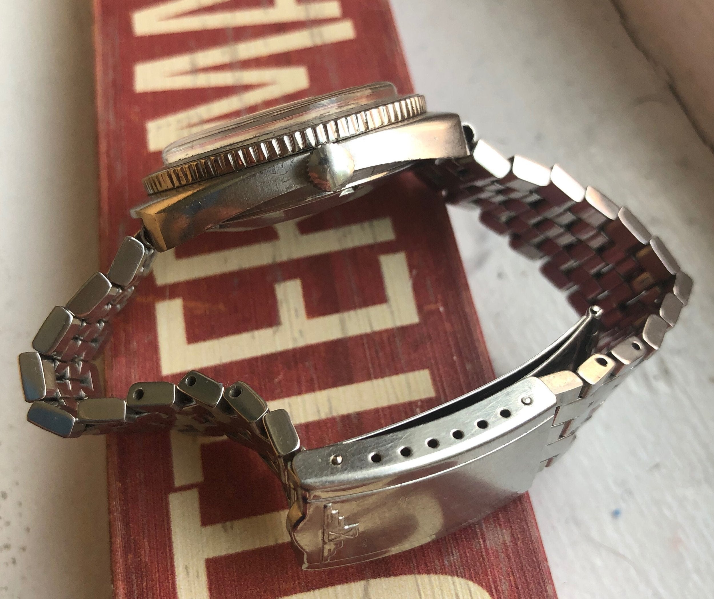 Vintage Longines Admiral Diver Stainless Steel Automatic w/ Bracelet Watch