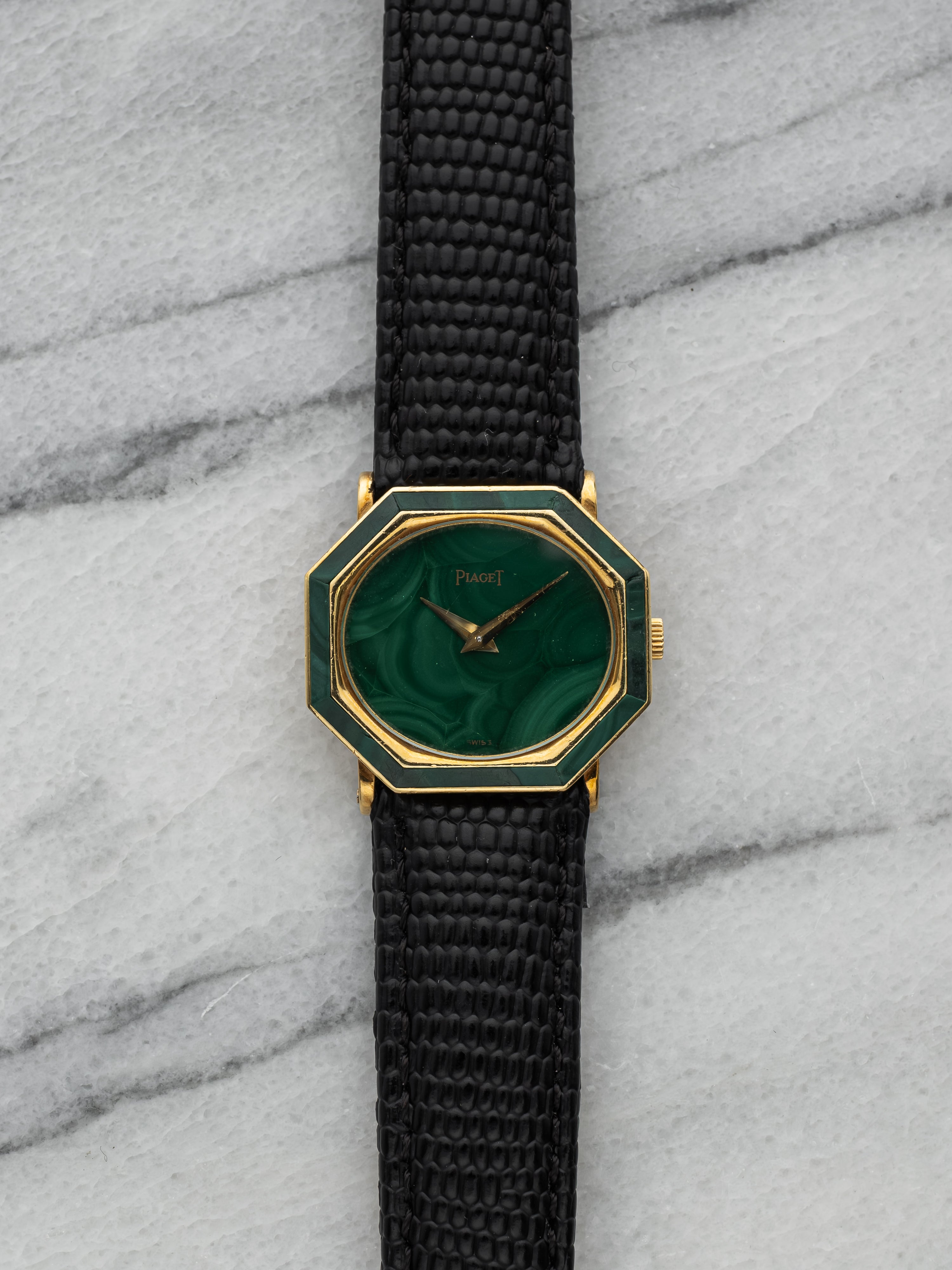 Piaget Dress 93431 - 18K Yellow Gold, Malachite Dial